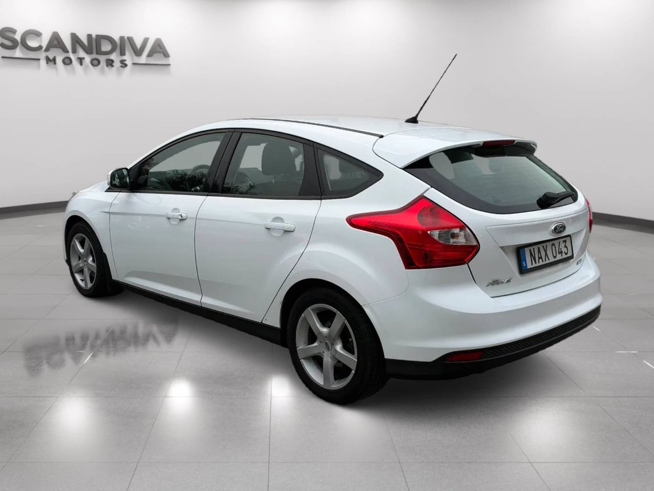 Ford Focus 2013, bild 6/10