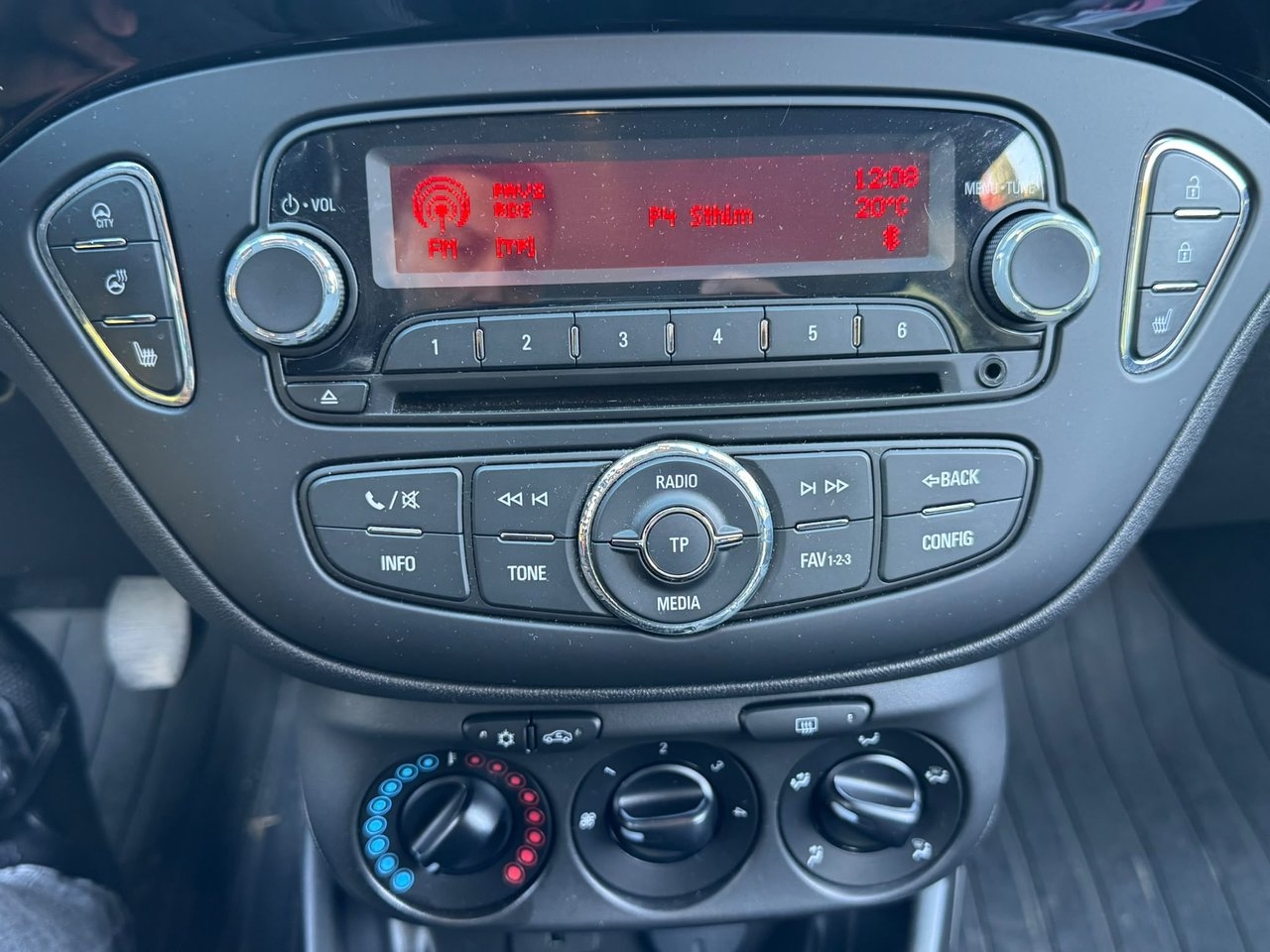 Opel Corsa 2017, bild 7/10