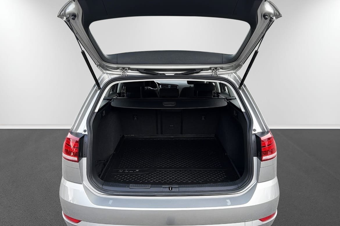 Volkswagen Golf 2017, kuva 7/10