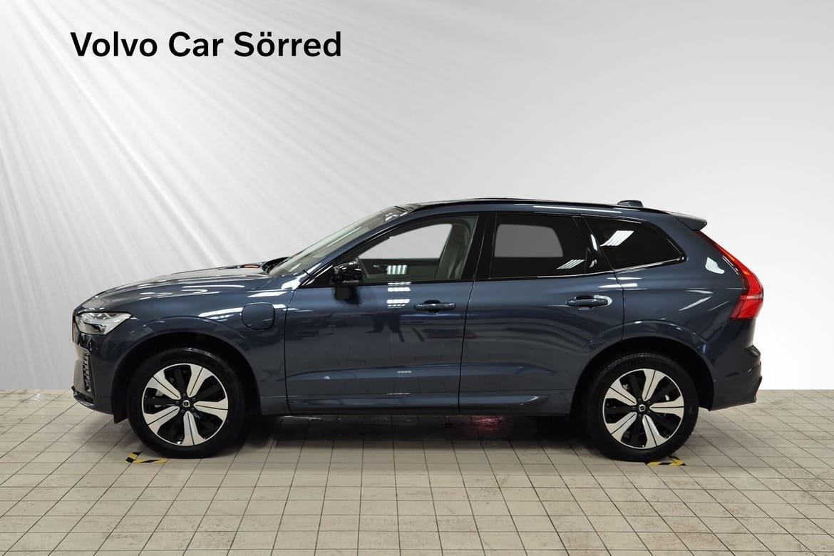 Volvo XC60 2025, photo 3/10