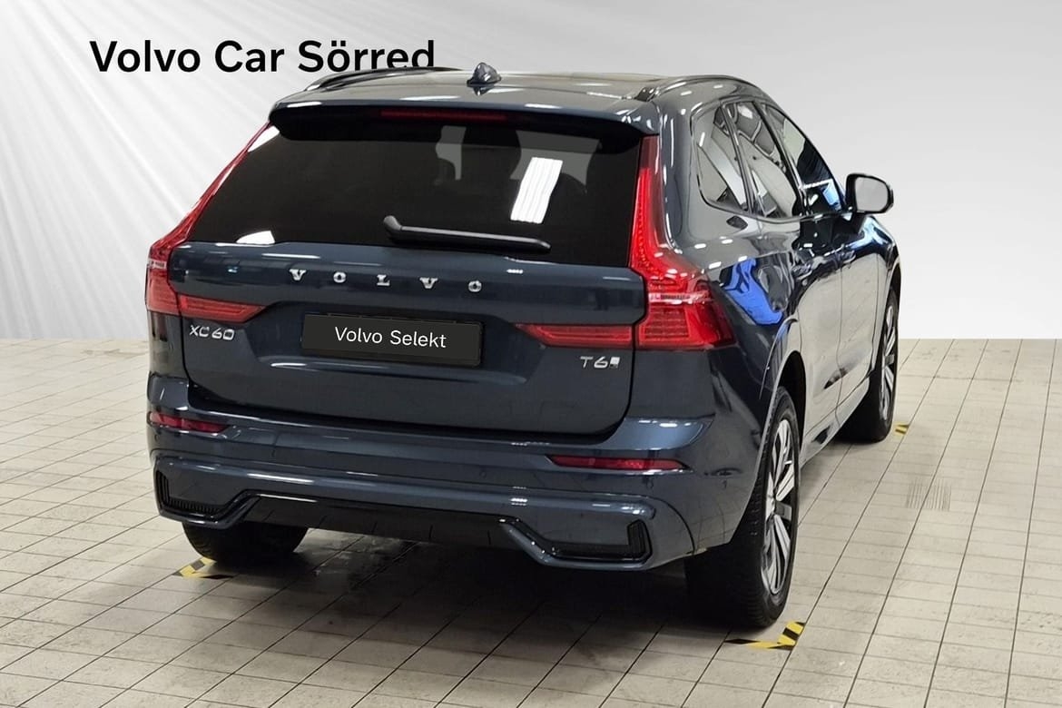 Volvo XC60 2025, photo 5/10