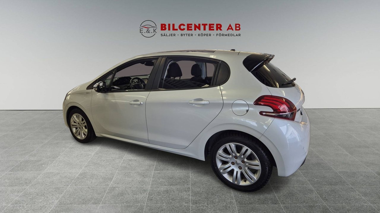 Peugeot 208 2017, bild 2/10