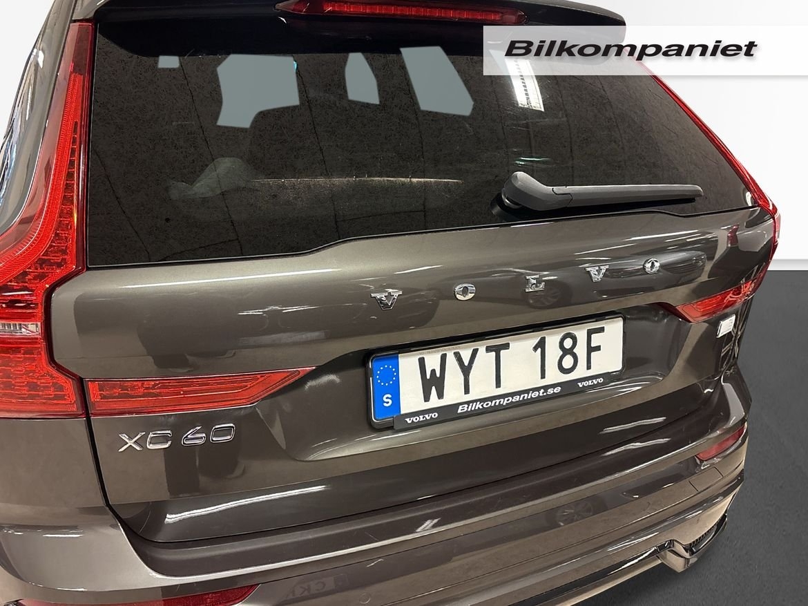 Volvo XC60 Recharge T6 R-Design 2022, photo 6/11