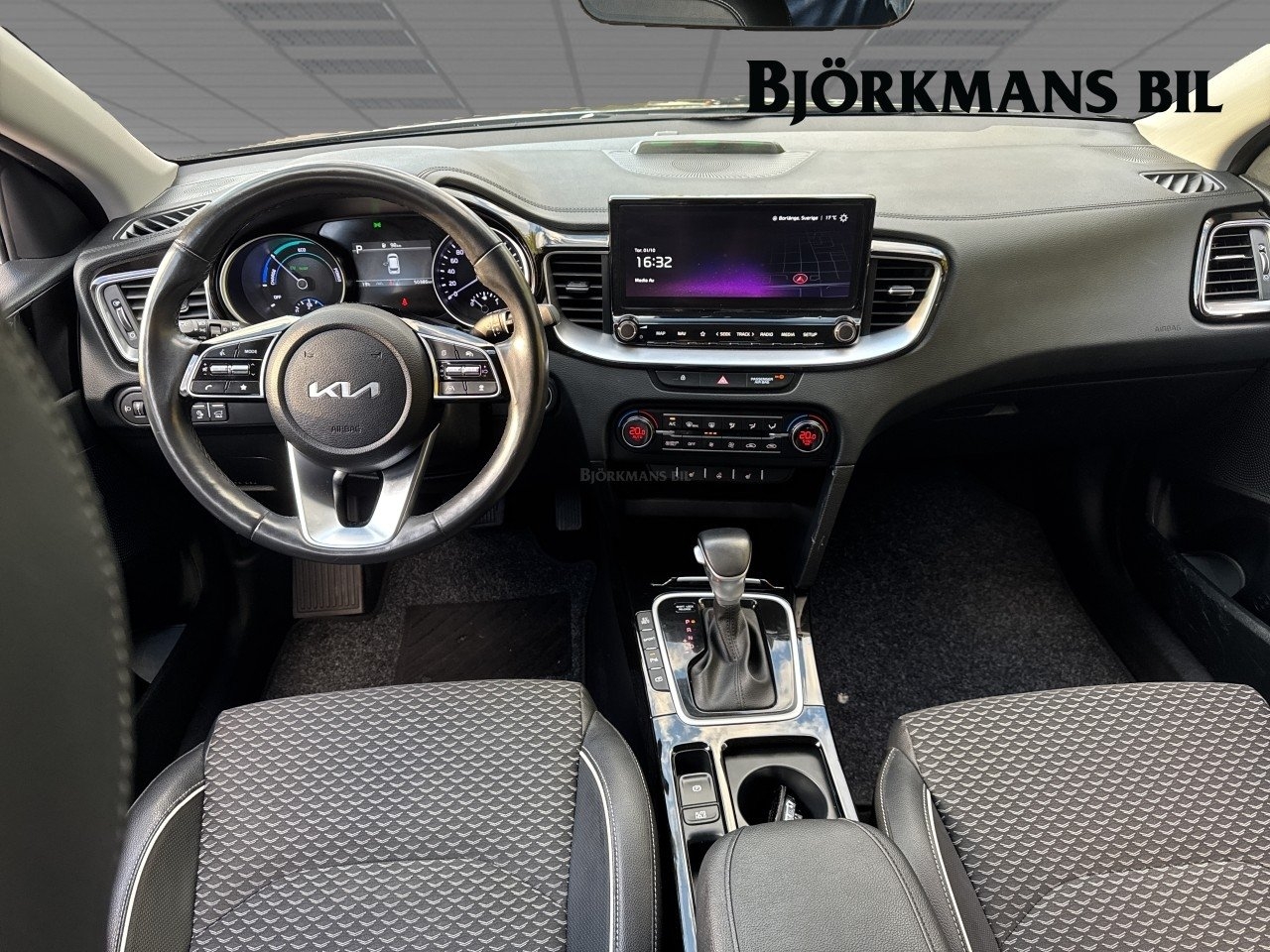 Kia Ceed SW PHEV ADVANCE 2024, bild 7/10