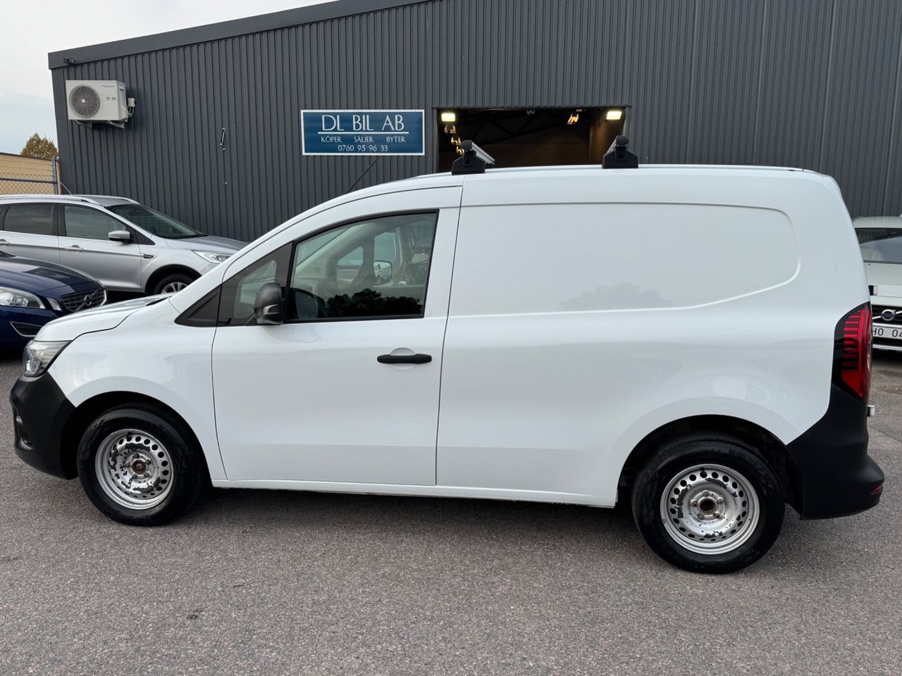 Renault Kangoo E-Tech 122hk 45kWh Euro 6 2023, kuva 2/10