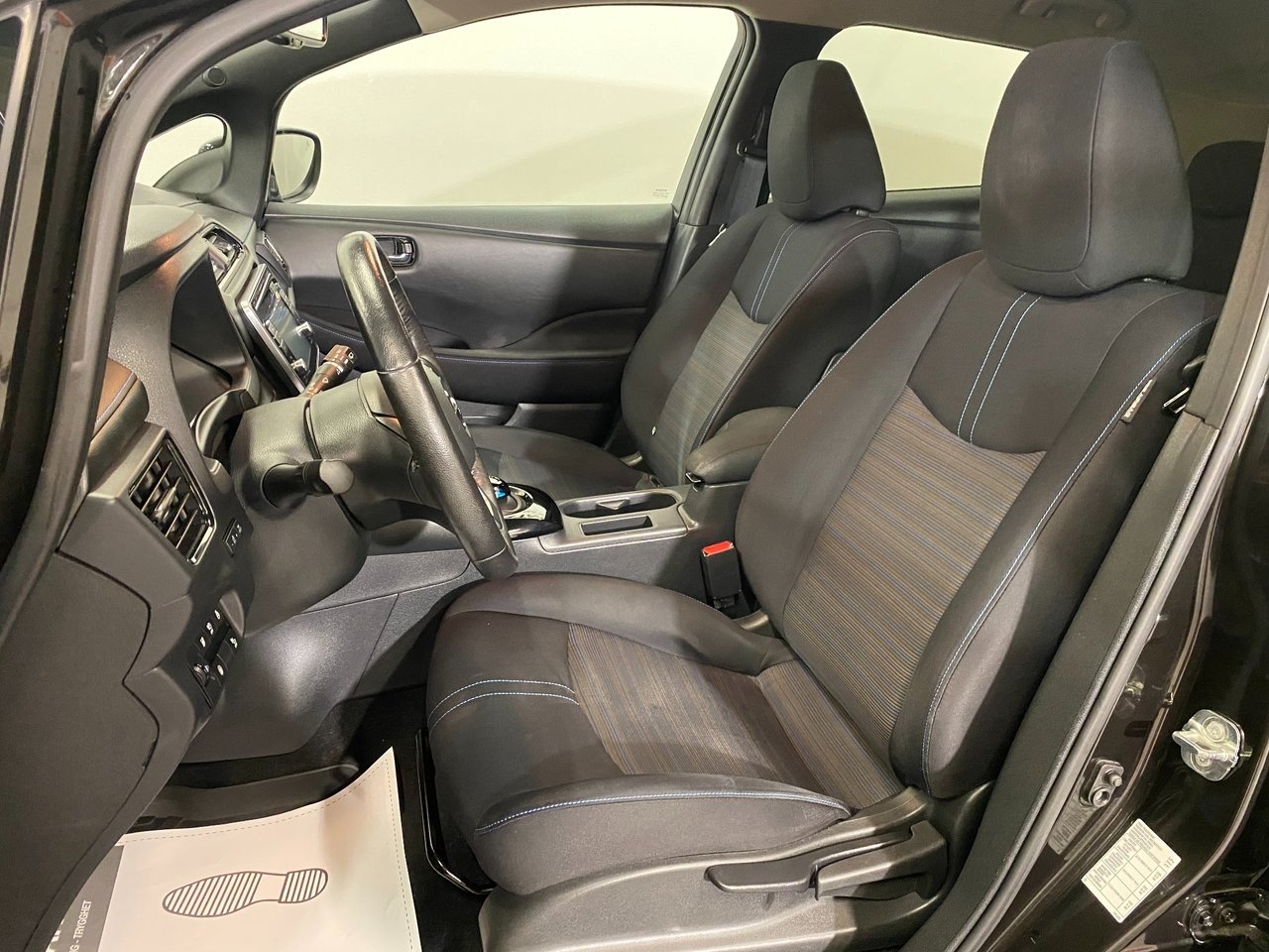 Nissan Leaf 40 kWh N-Connecta l 360° 2018, kuva 7/10