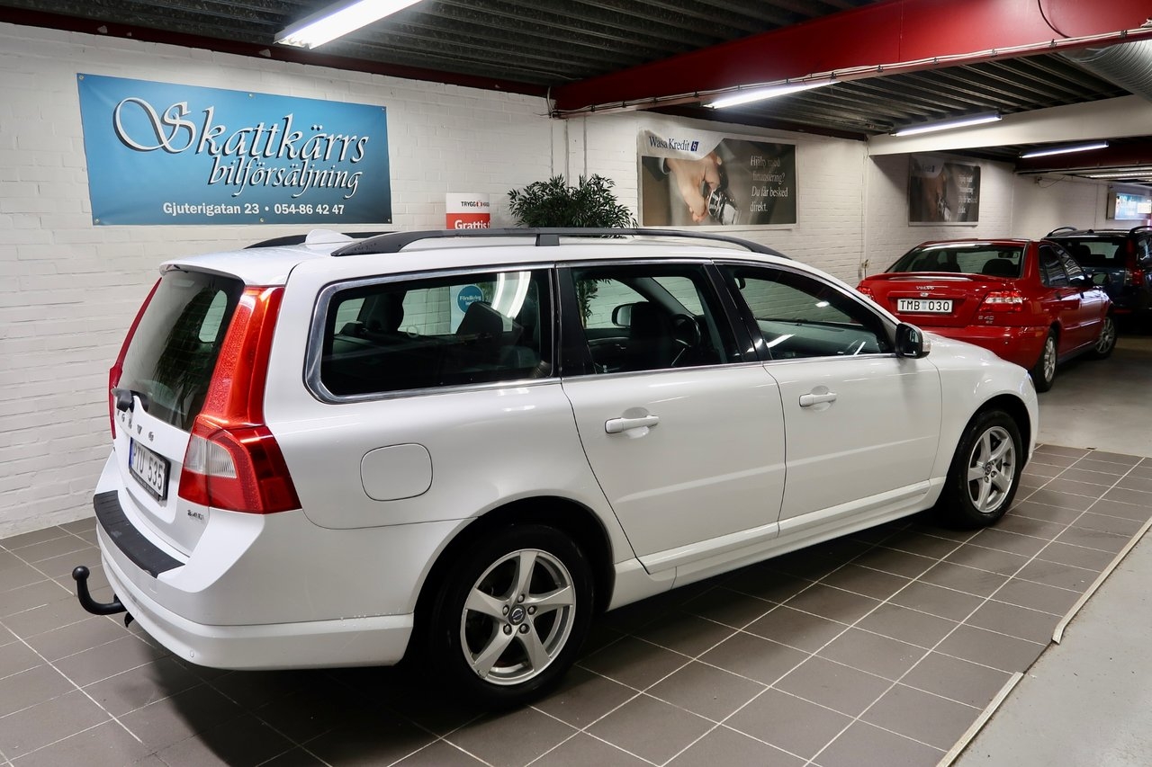 Volvo V70 2.4D Momentum 2010, bild 4/7