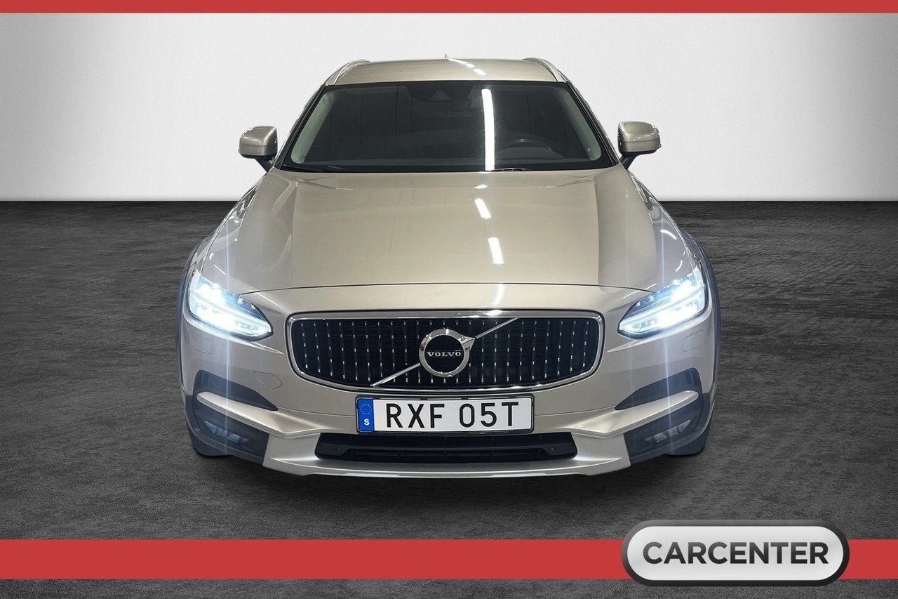 Volvo V90 Cross Country D4 AWD Pro/Drag 2019, bild 2/10