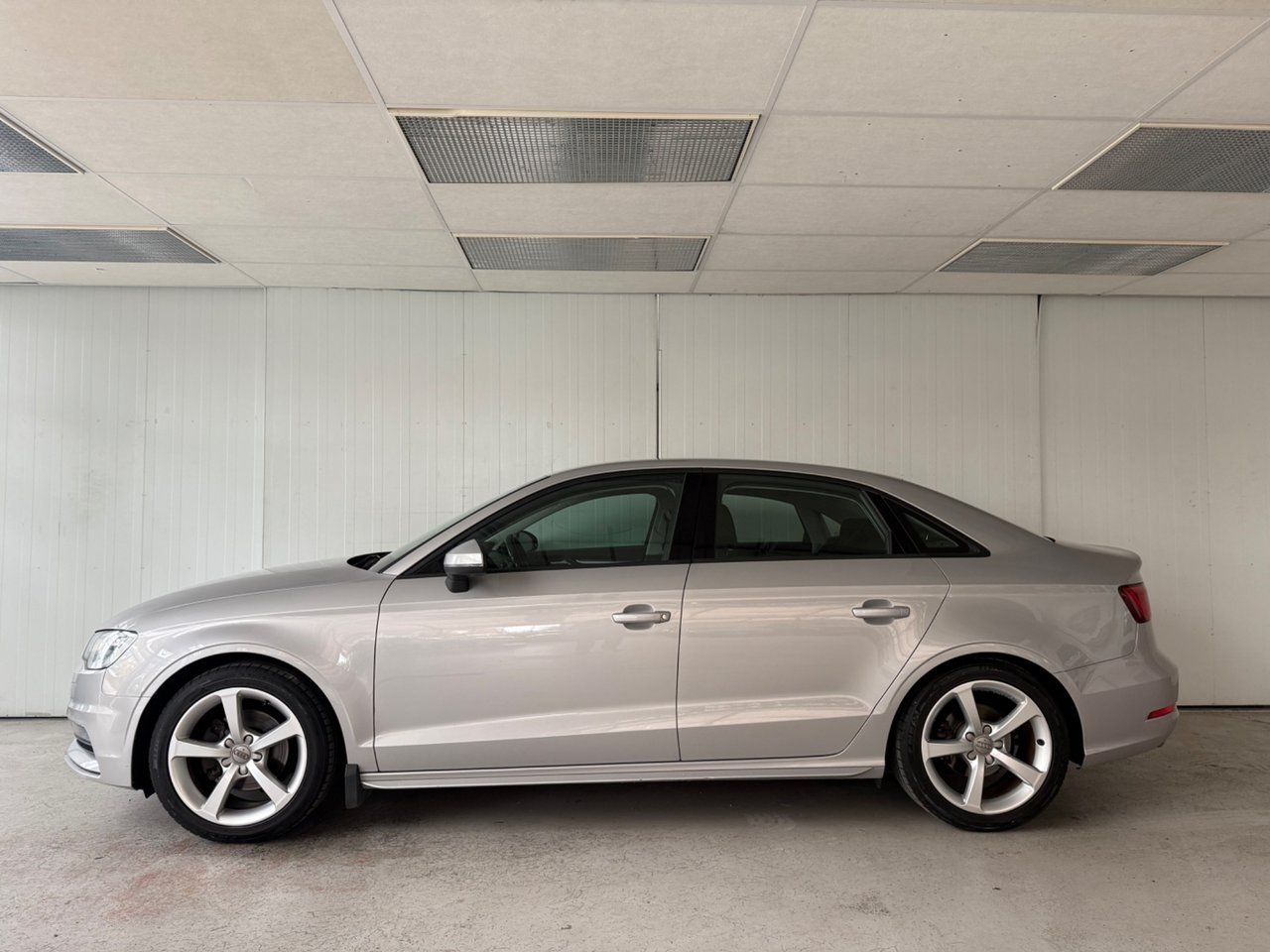 Audi A3 2015, kuva 2/10
