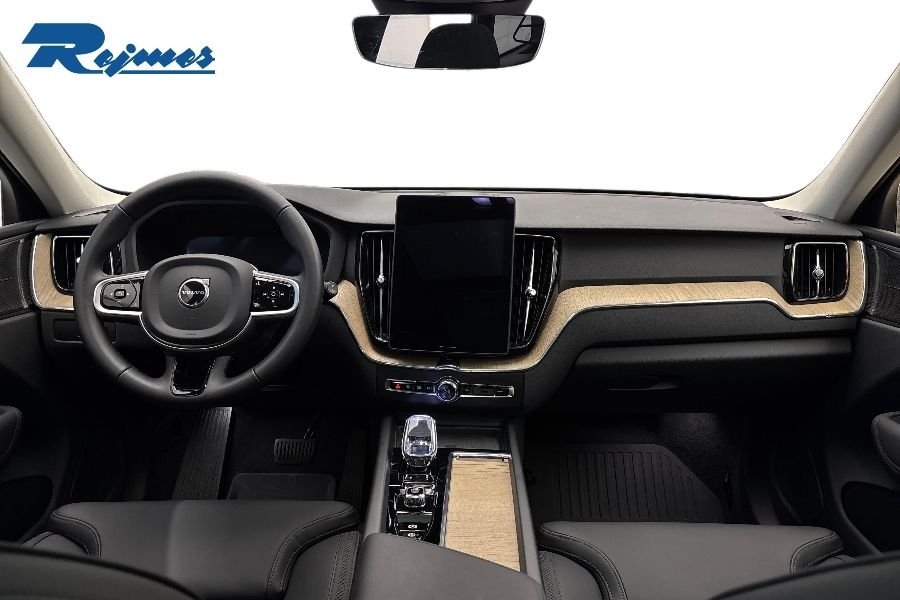 Volvo XC60 T6 Plus Dark Nordic Edition 2026, bild 7/10