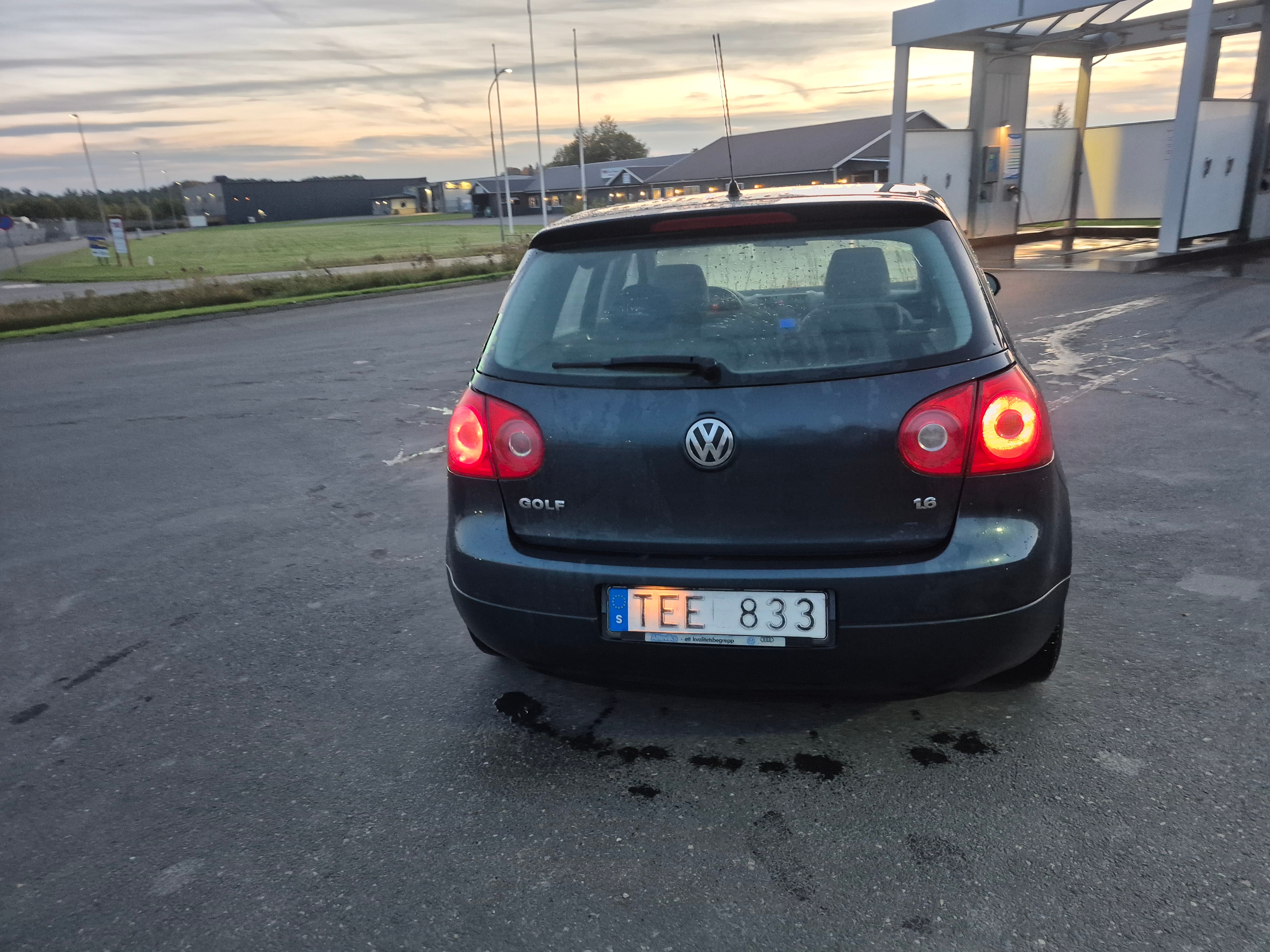 Volkswagen Golf V 1.6 2007, photo 4/5