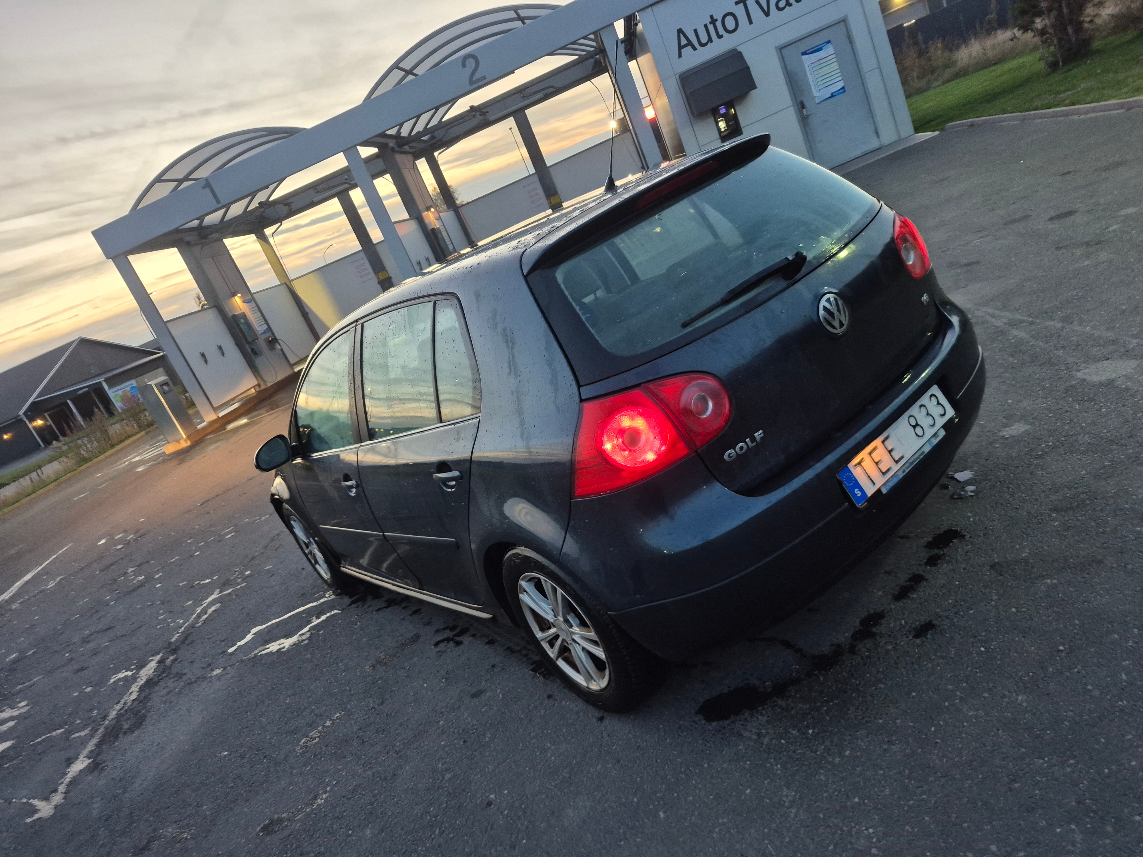 Volkswagen Golf V 1.6 2007, photo 5/5