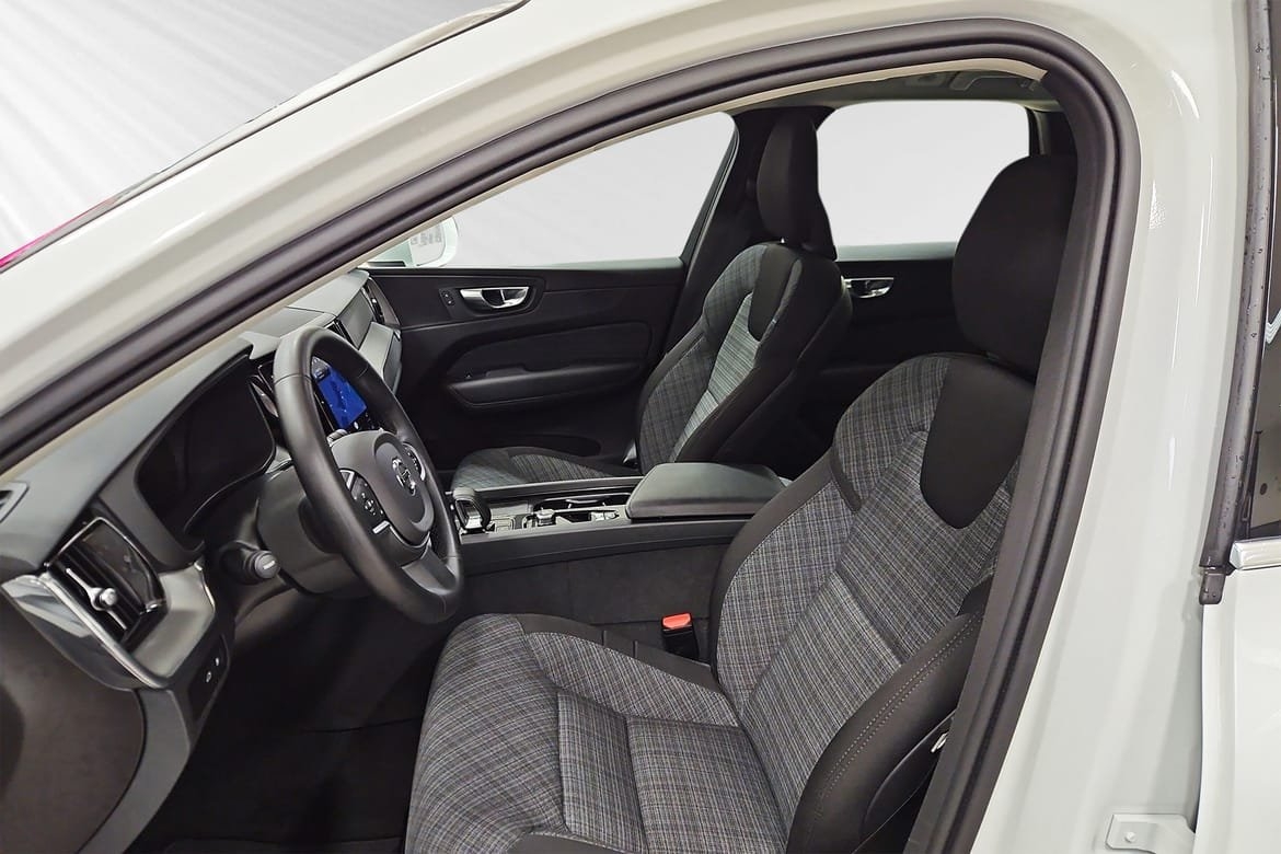 Volvo XC60 T6 Core Nordic Edition 2025, bild 7/10