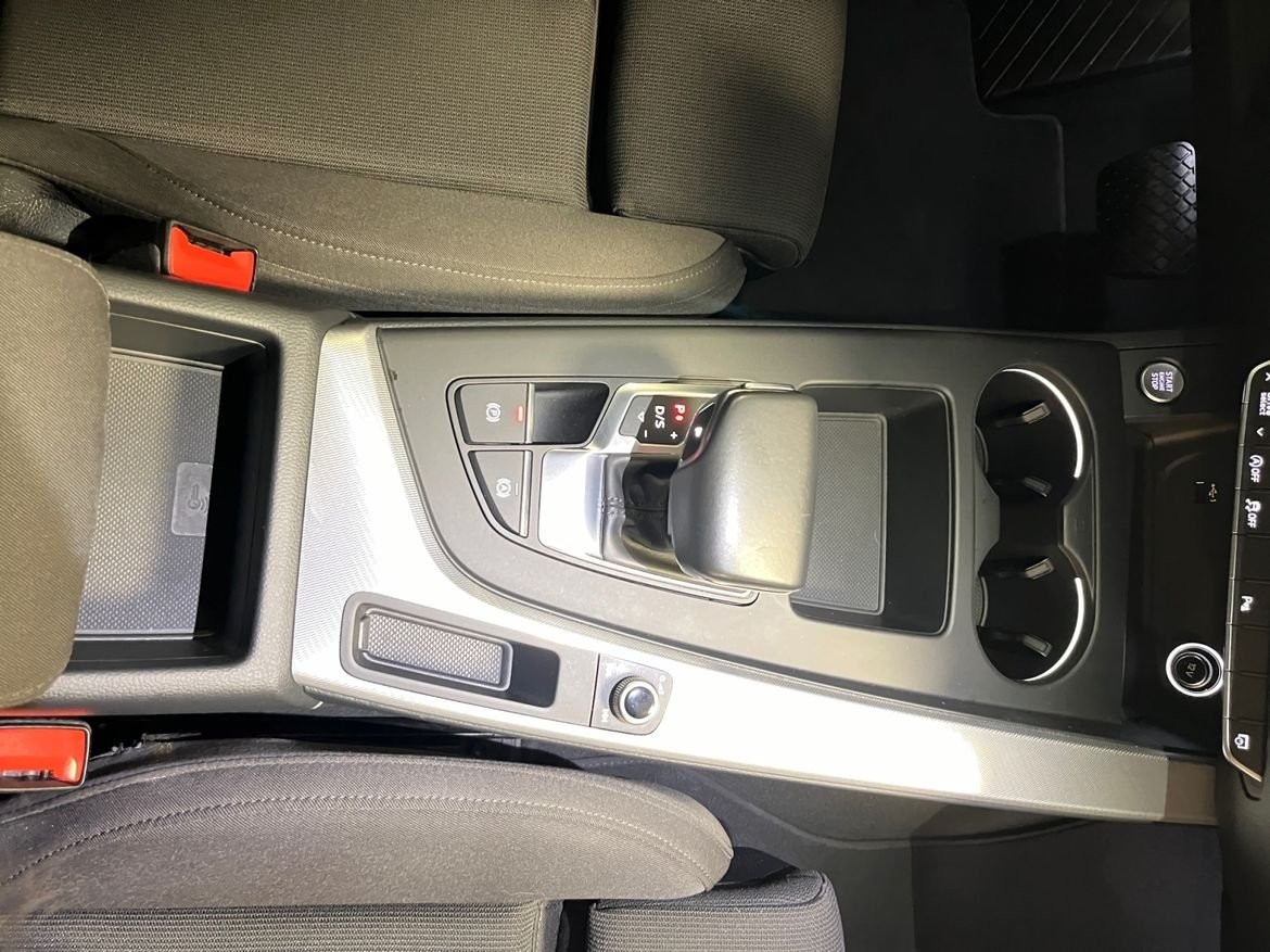 Audi A4 2020, bild 3/3