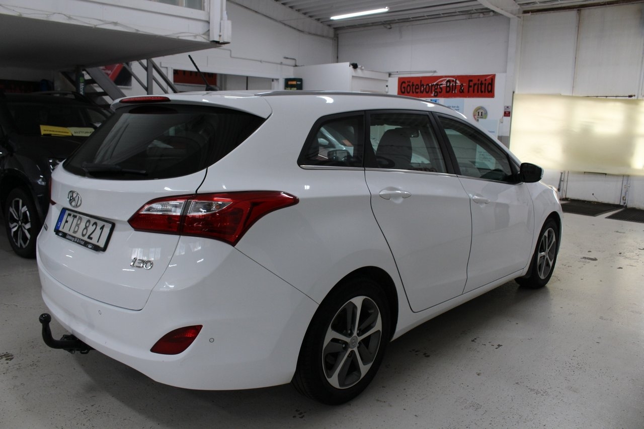 Hyundai i30 2015, bild 6/10