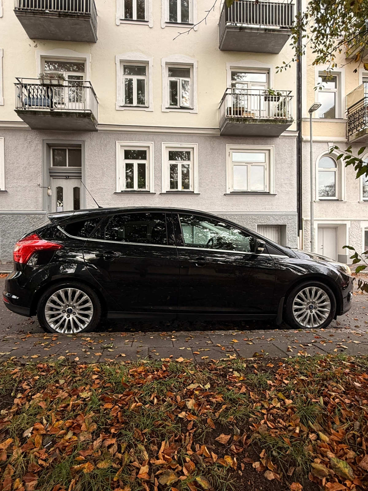 Ford Focus 1.6 TDCi Manuell 2011, bild 7/10