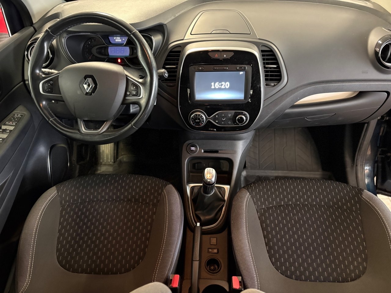 Renault Captur 0.9 TCe Euro 6 2019, bild 7/10