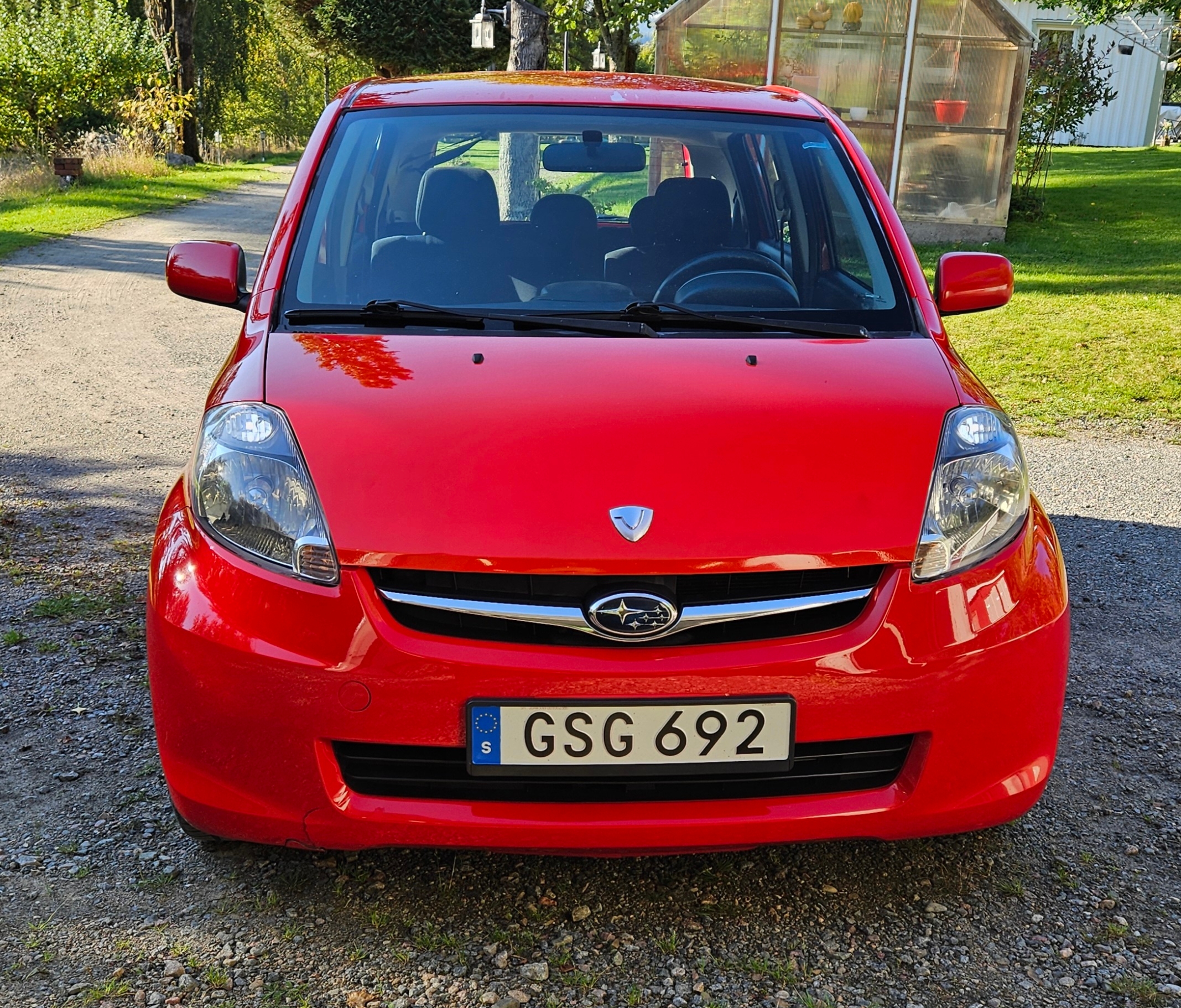 Subaru Justy 1.0 DVVT Manuell 2008, bild 3/8