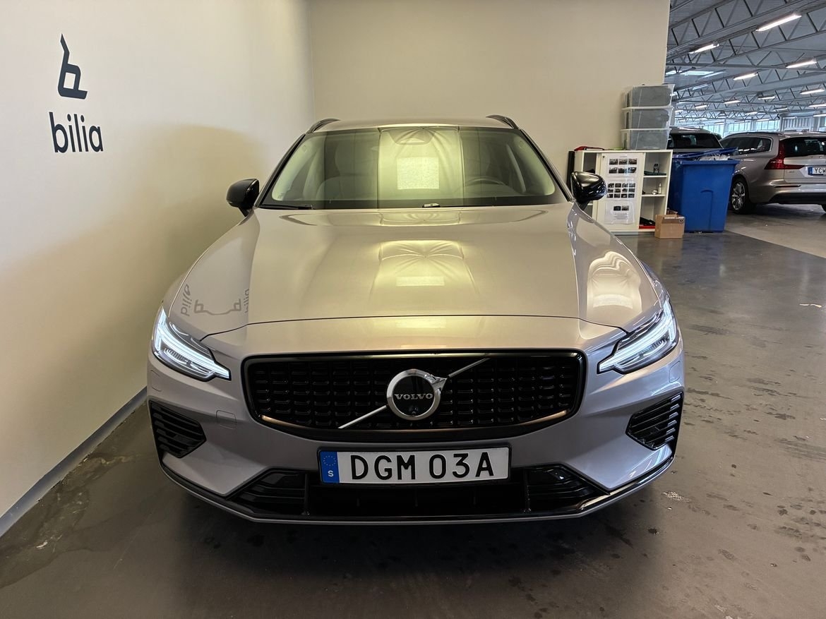 Volvo V60 2026, bild 2/10