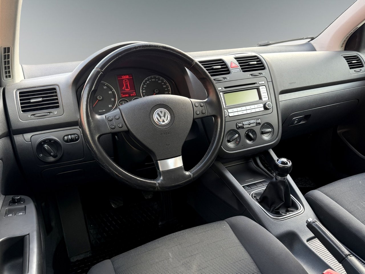Volkswagen Golf 5-dörrar 1.6 Manuell 2007, bild 6/9
