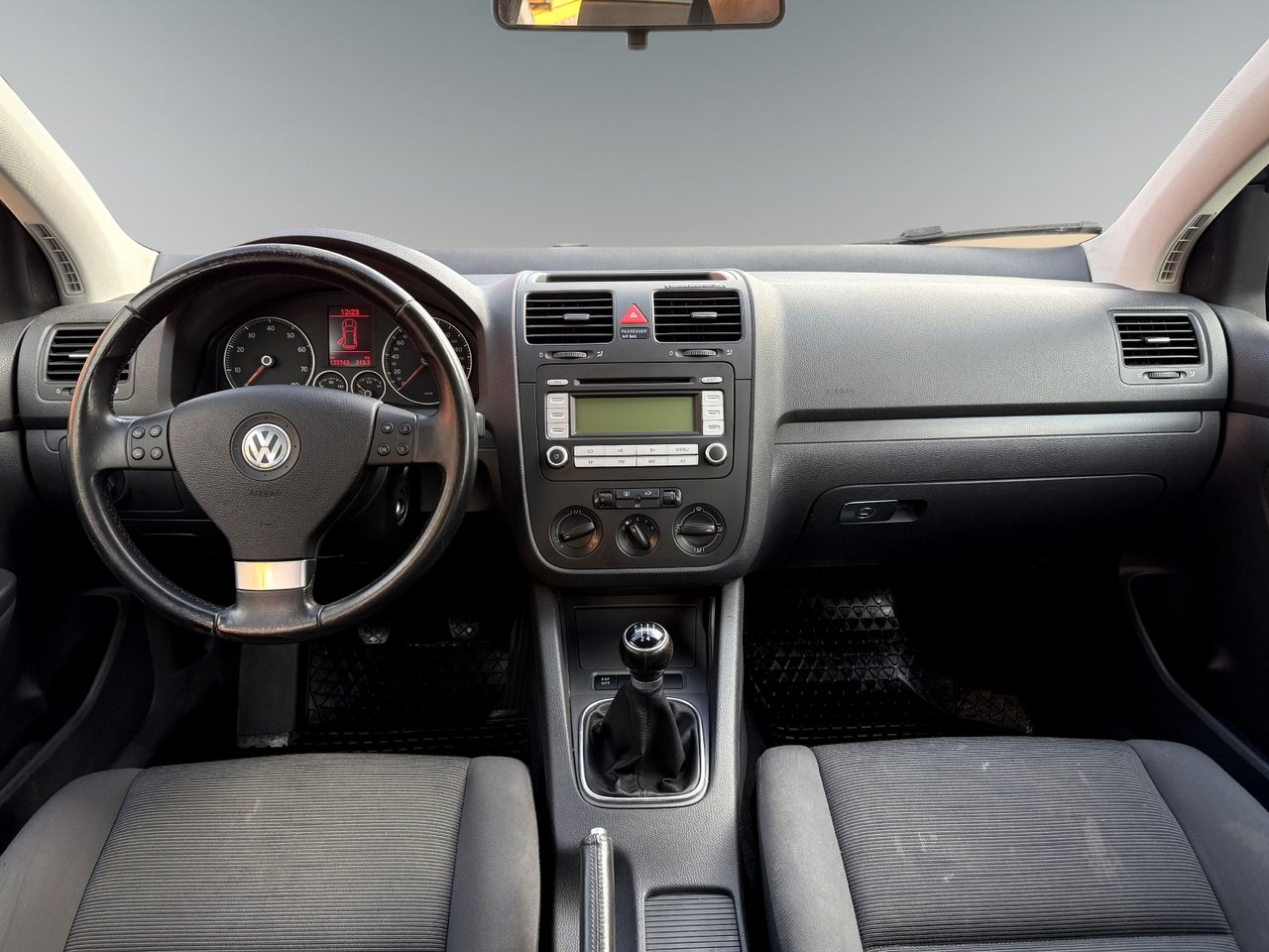 Volkswagen Golf 5-dörrar 1.6 Manuell 2007, bild 7/9