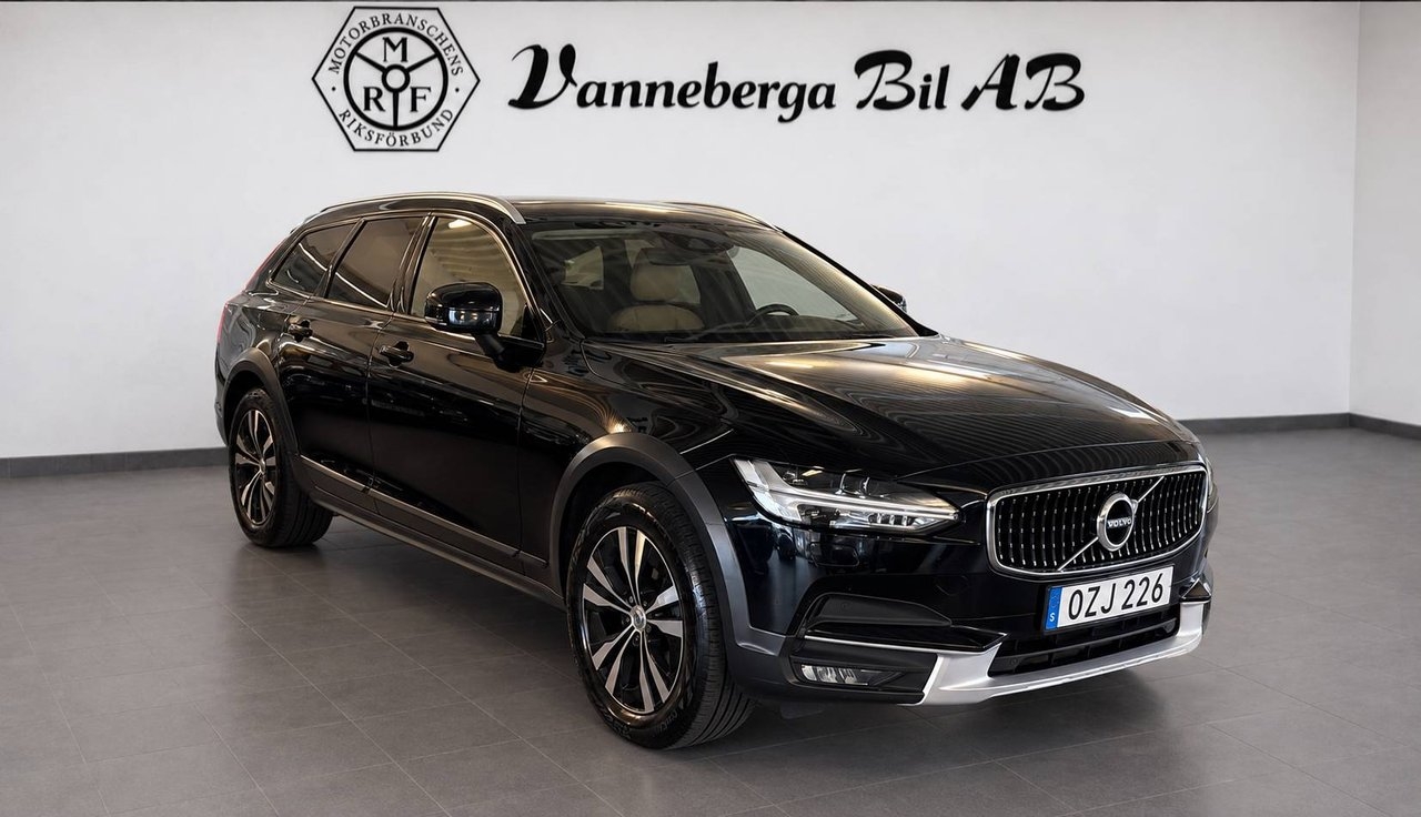 Volvo V90 Cross Country