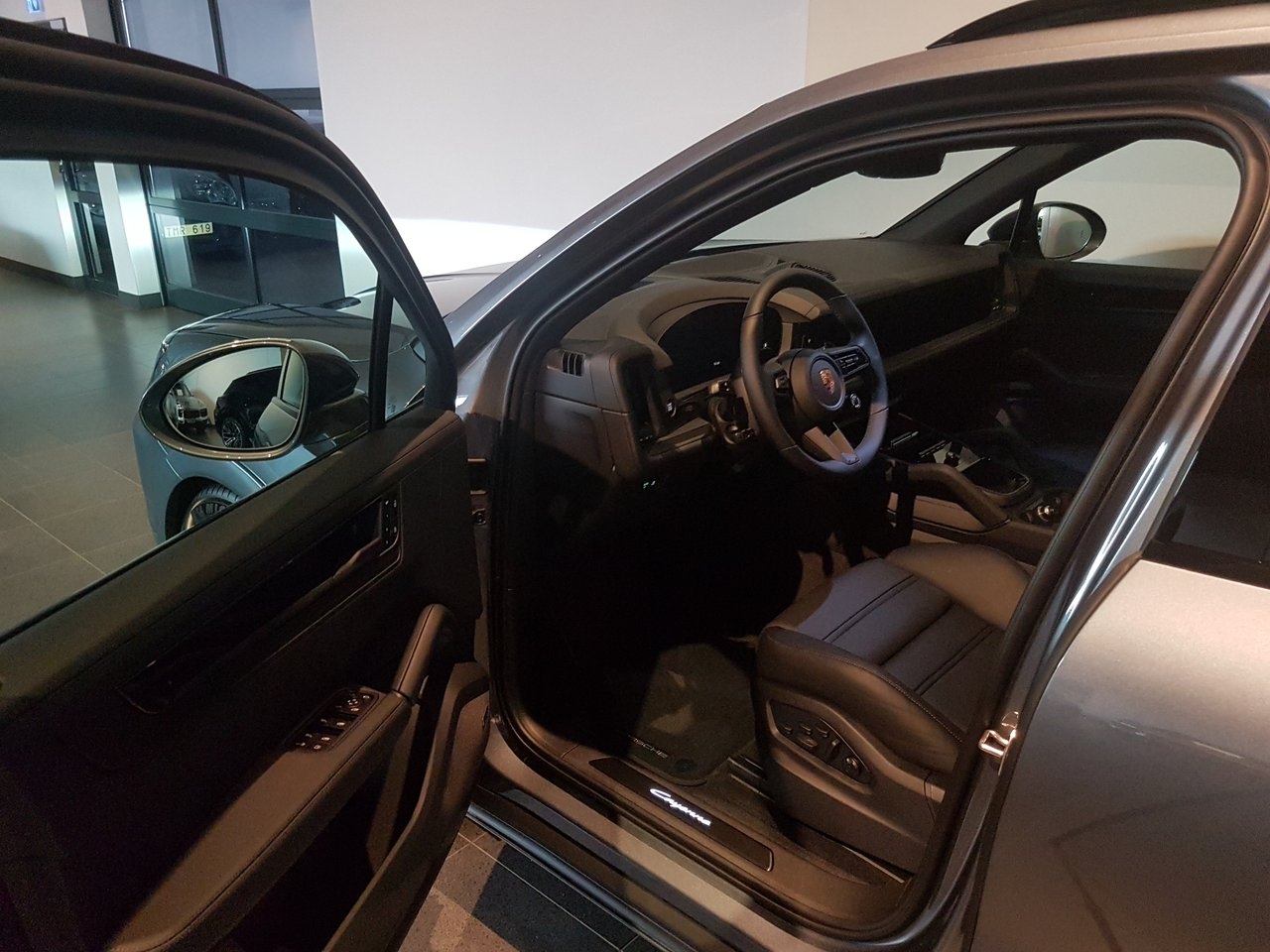 Porsche Cayenne 2027, bild 6/10
