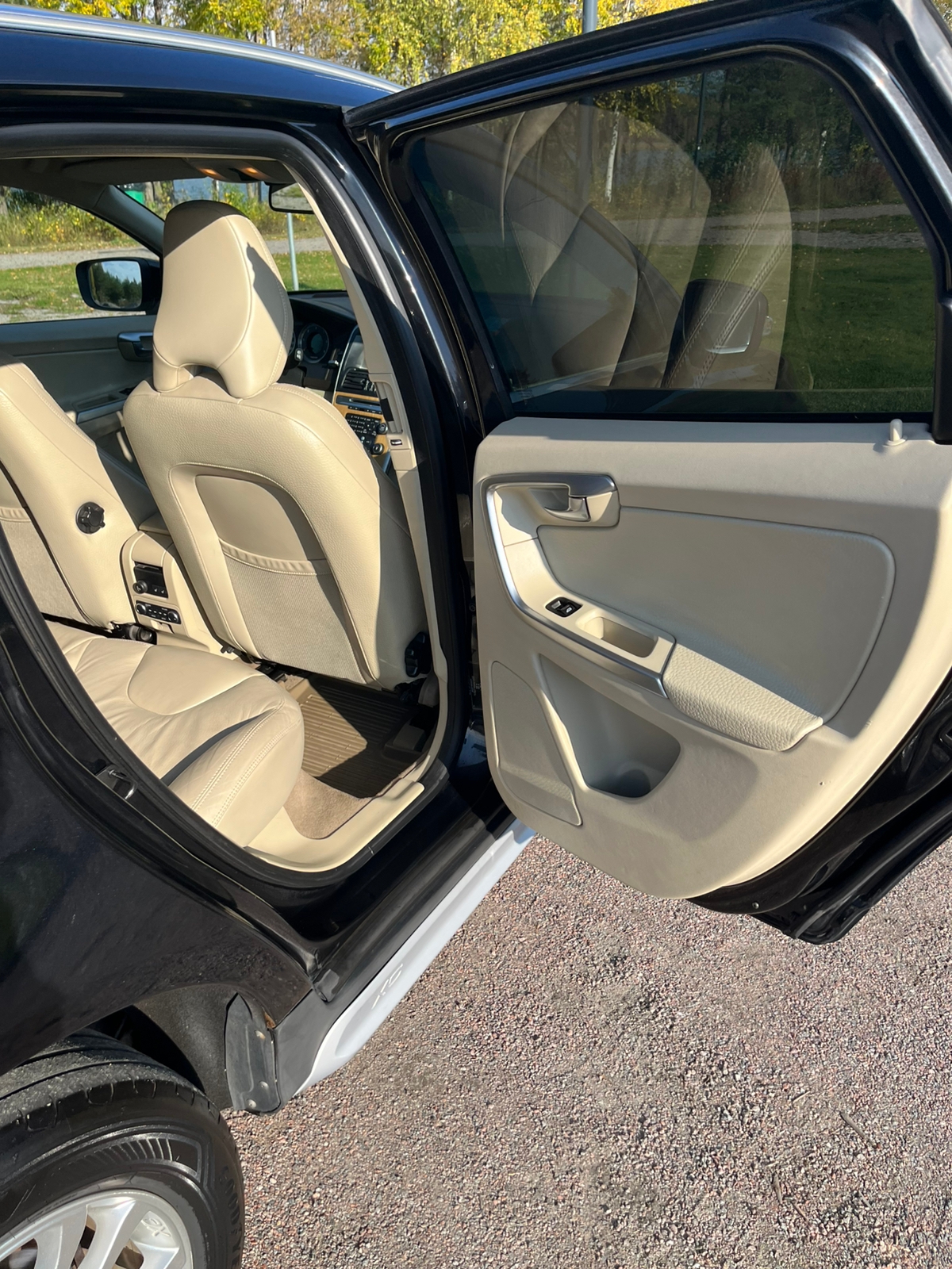 Volvo XC60 2009, bild 2/8