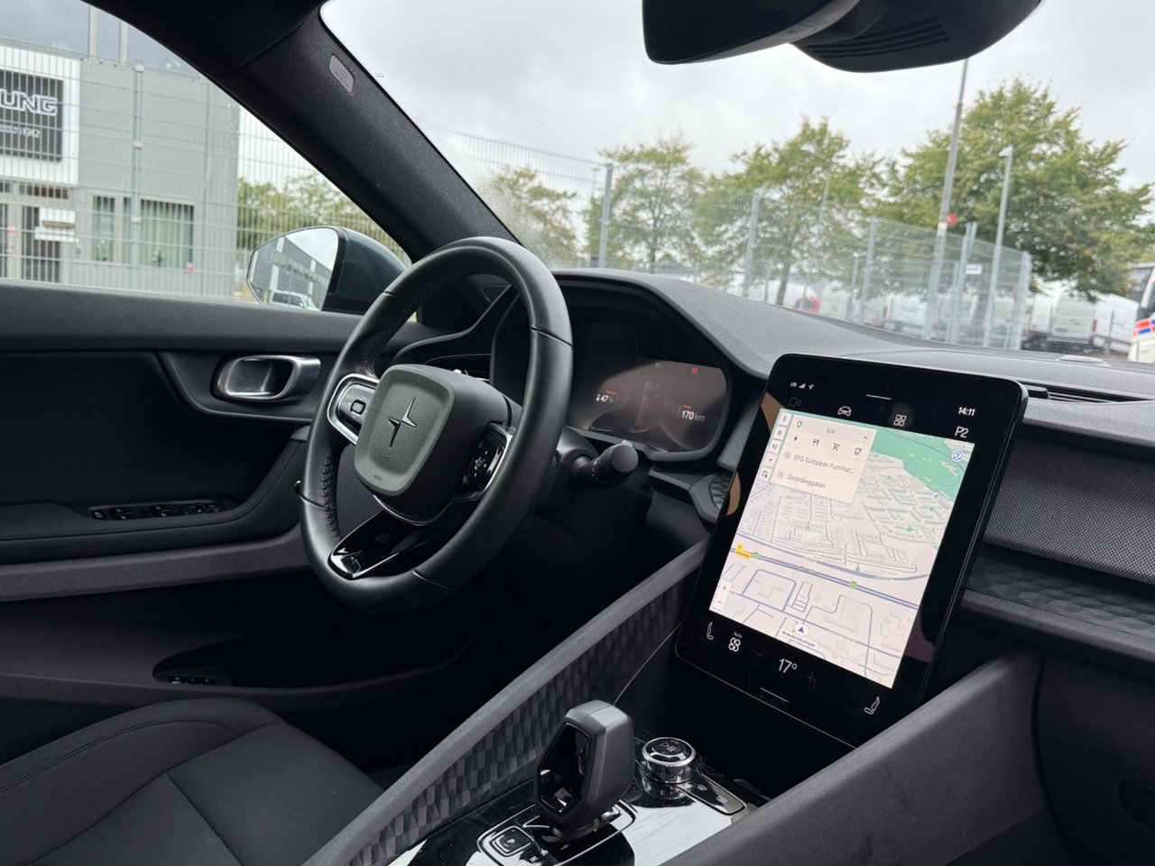 Polestar 2 2022, kuva 2/2