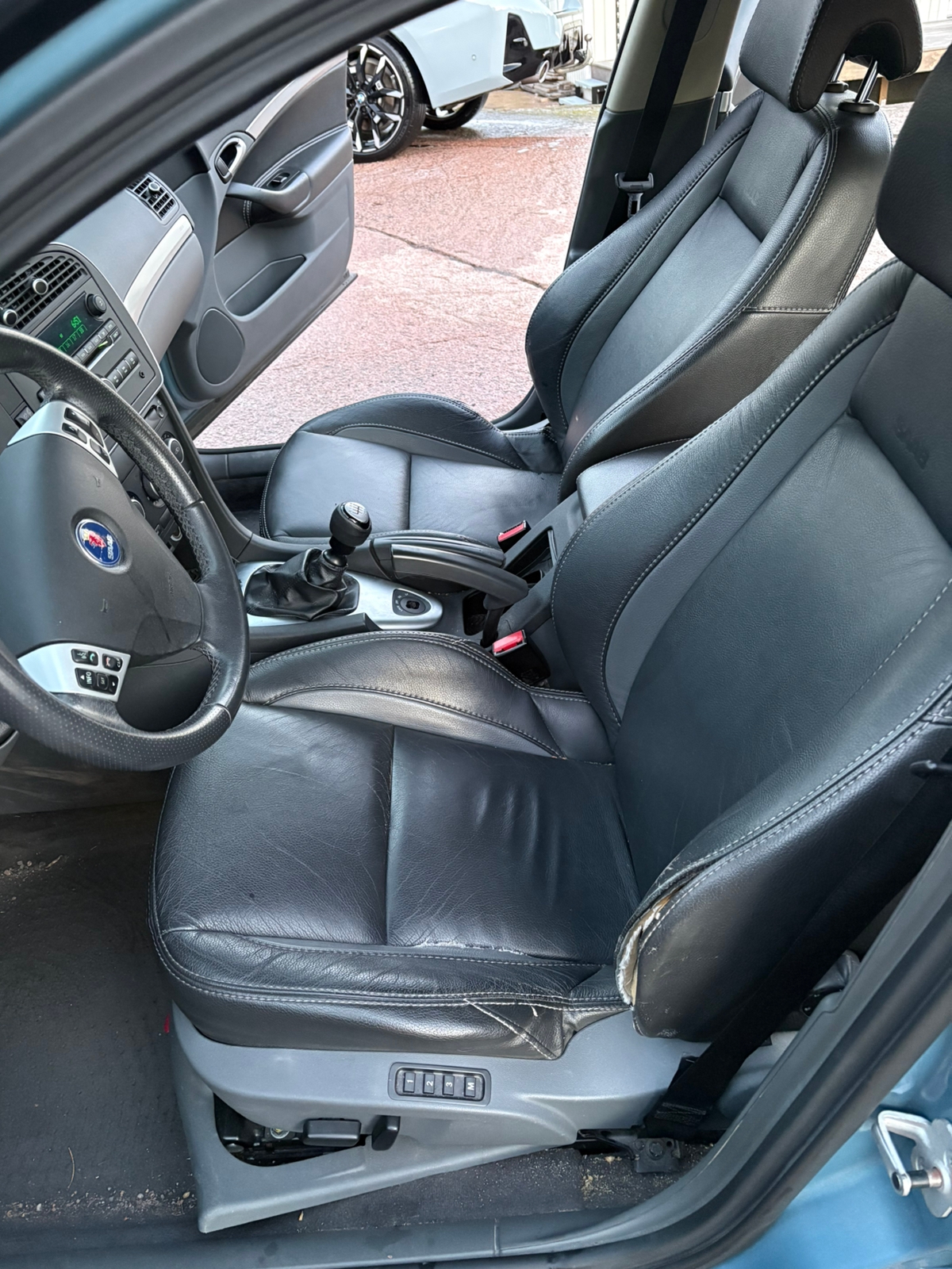 Saab 9-3 SportCombi 2.0 T Manuell 2007, bild 7/10