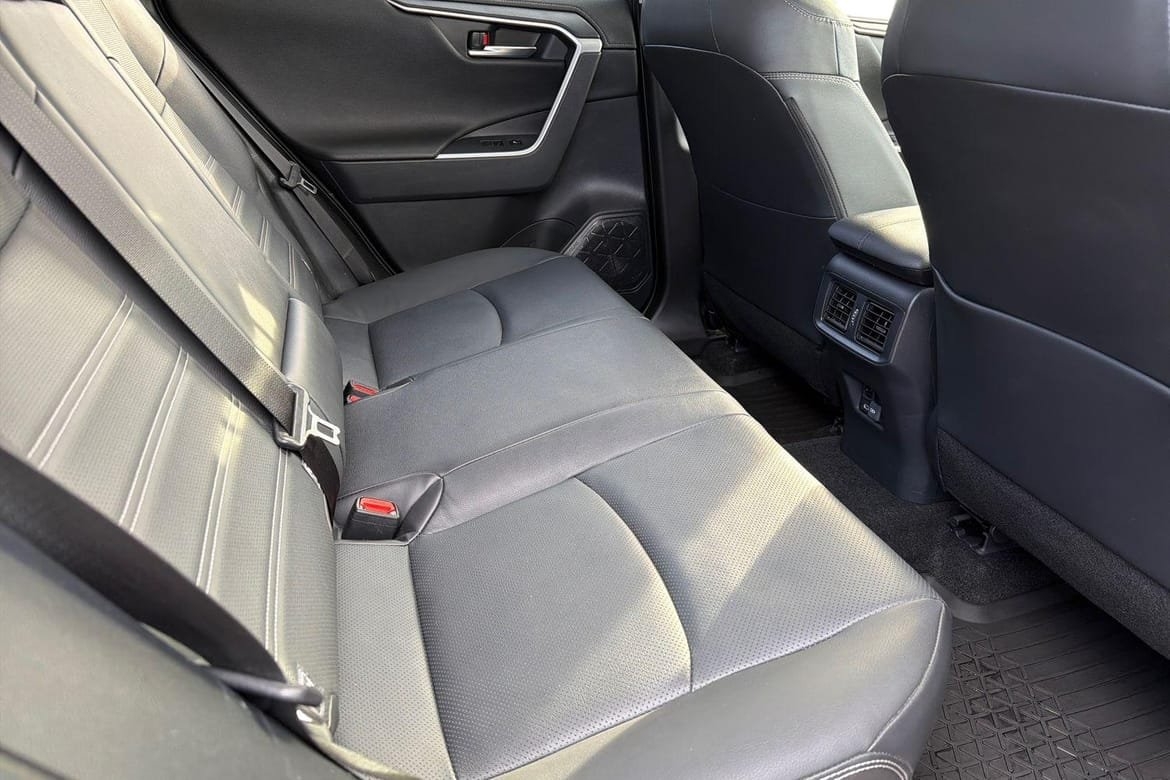 Toyota RAV4 2025, bild 7/10