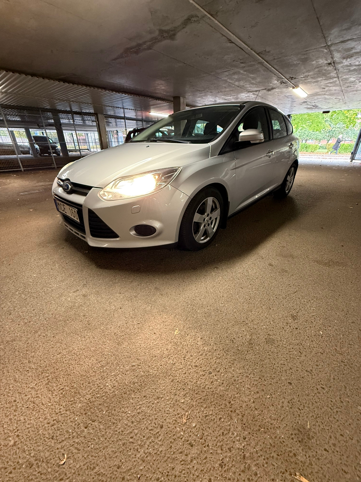 Ford Focus 1.6 TDCi ECOnetic Manuell 2013, photo 6/10