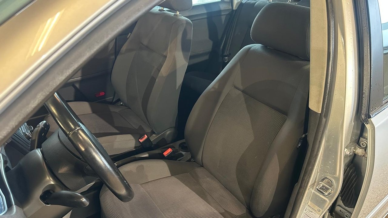 Volkswagen Polo 2008, bild 4/10