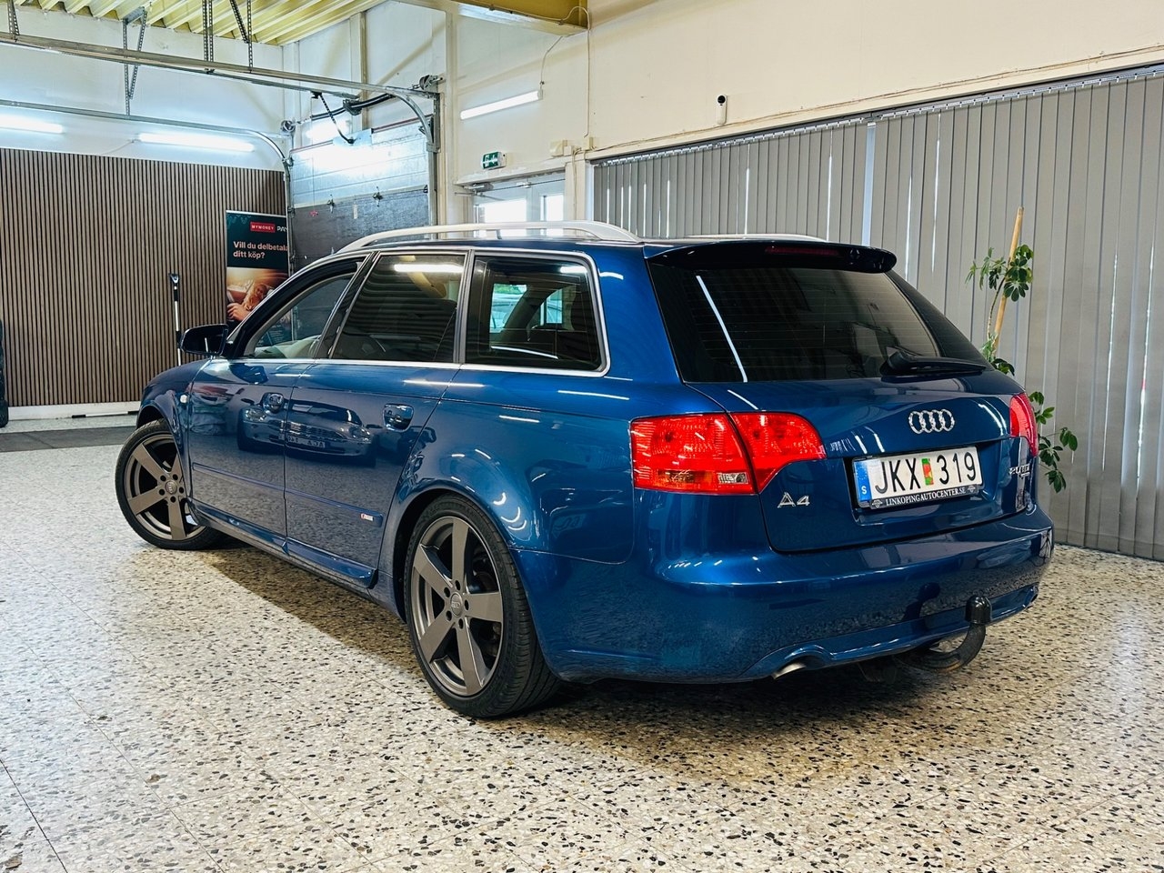 Audi A4 2008, bild 6/10
