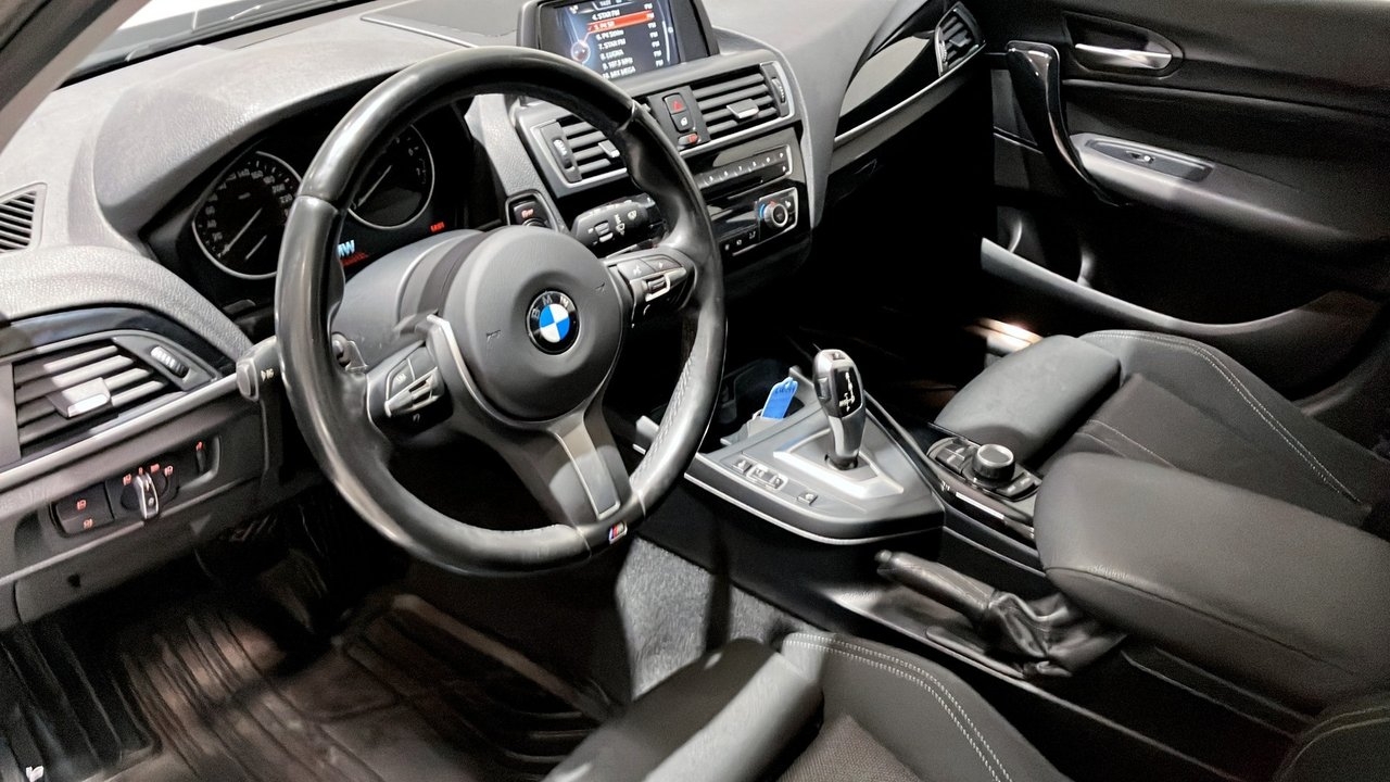 BMW 118 2017, bild 7/10
