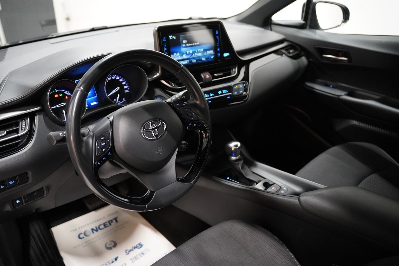 Toyota C-HR Hybrid CVT 122hk Active 2019, bild 6/10
