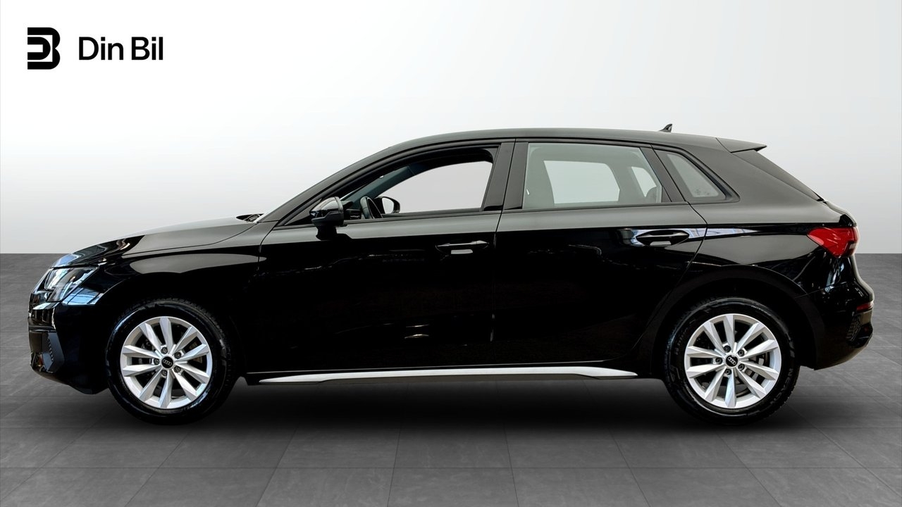 Audi A3 2024, bild 2/10