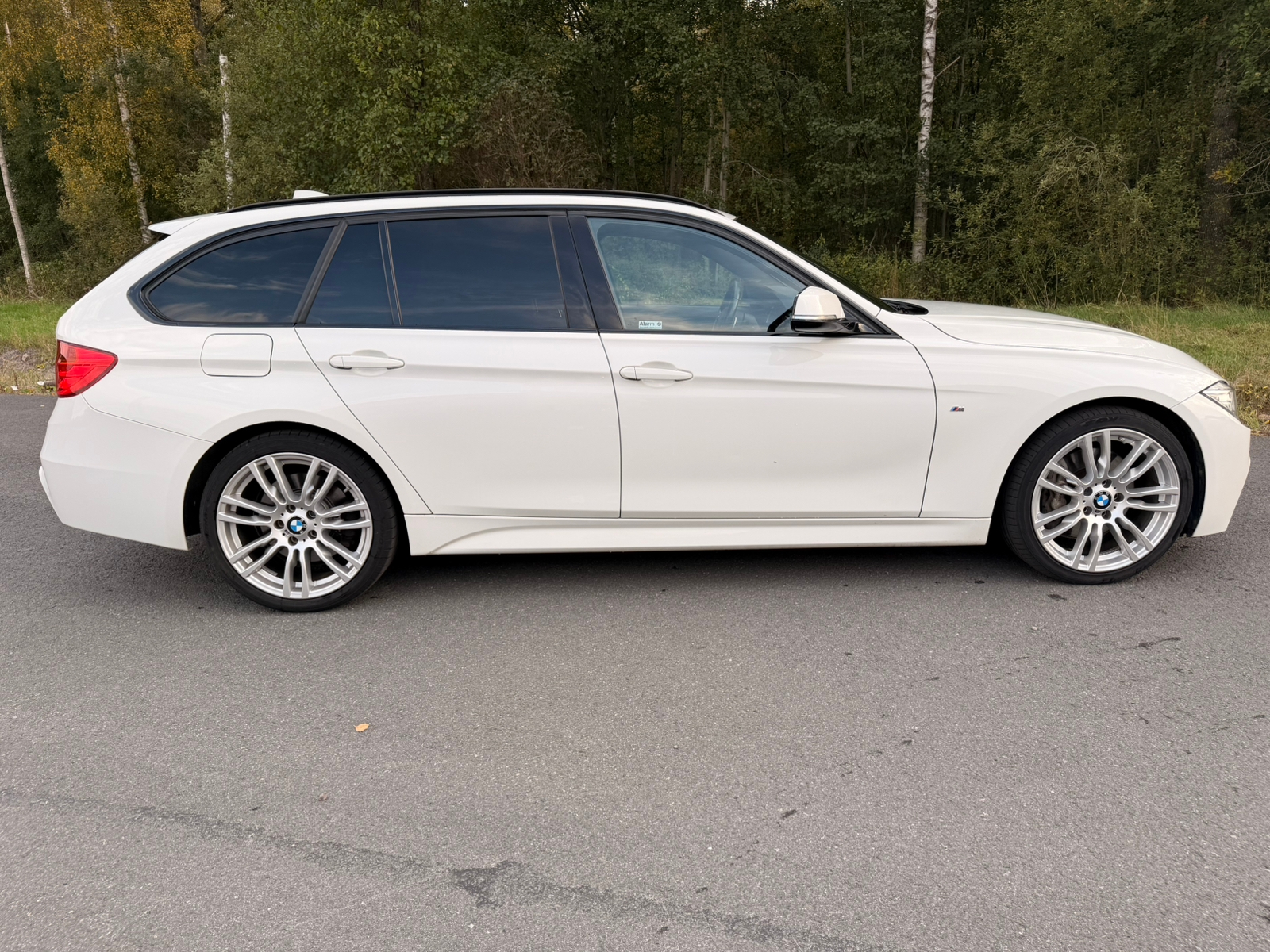 BMW 335 d xDrive Touring Steptronic 2015, bild 2/10