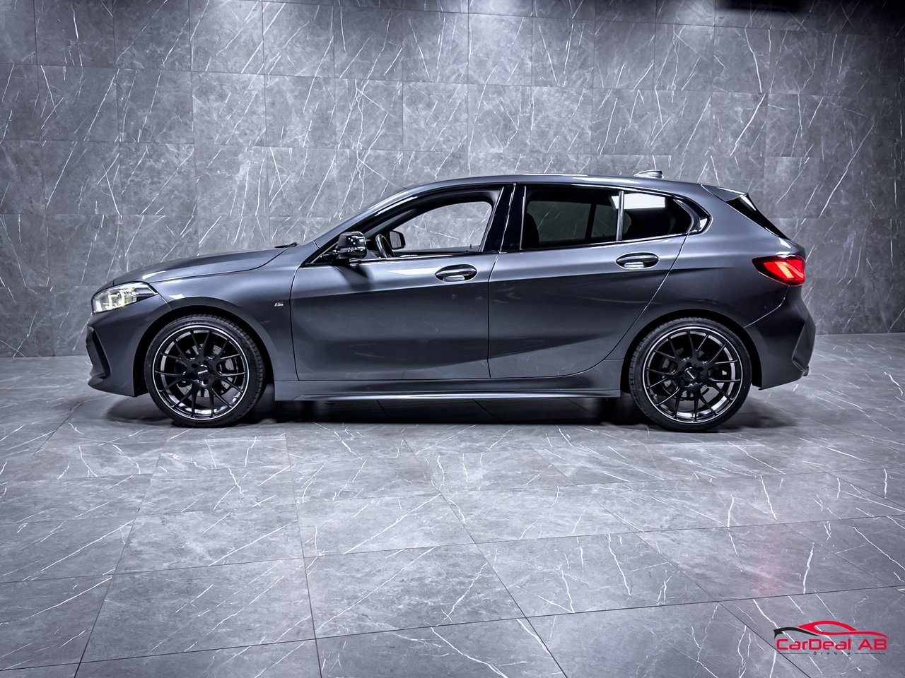 BMW 118 2021, bild 4/10