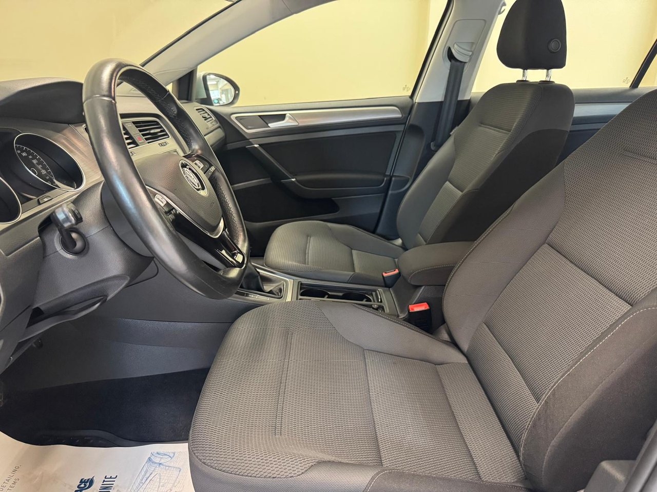Volkswagen Golf 5-dörrar 1.2 TSI 110hk 2016, bild 6/10