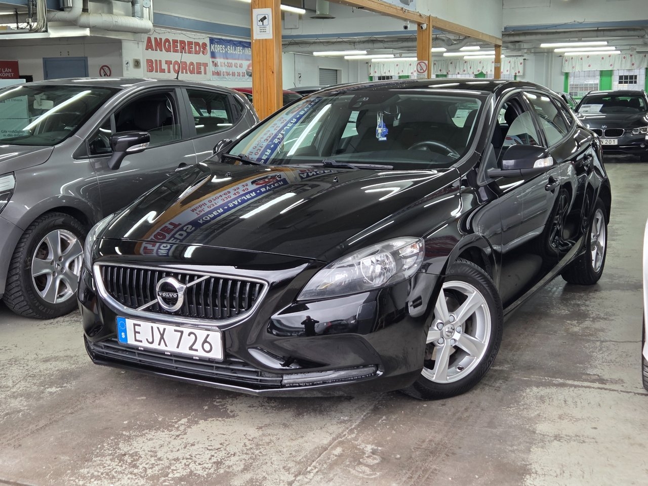 Volvo V40 D2 Business Euro 6 2018, photo 2/10
