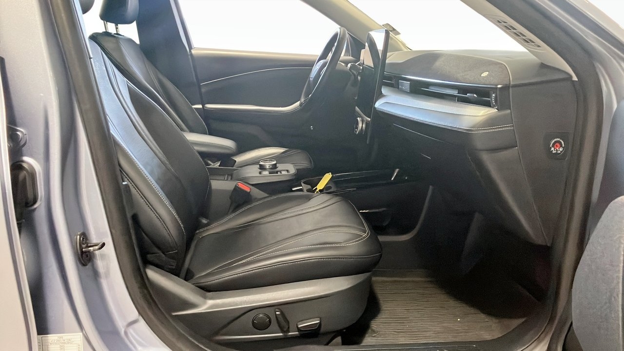 Ford Mustang Mach-E 2022, bild 3/9
