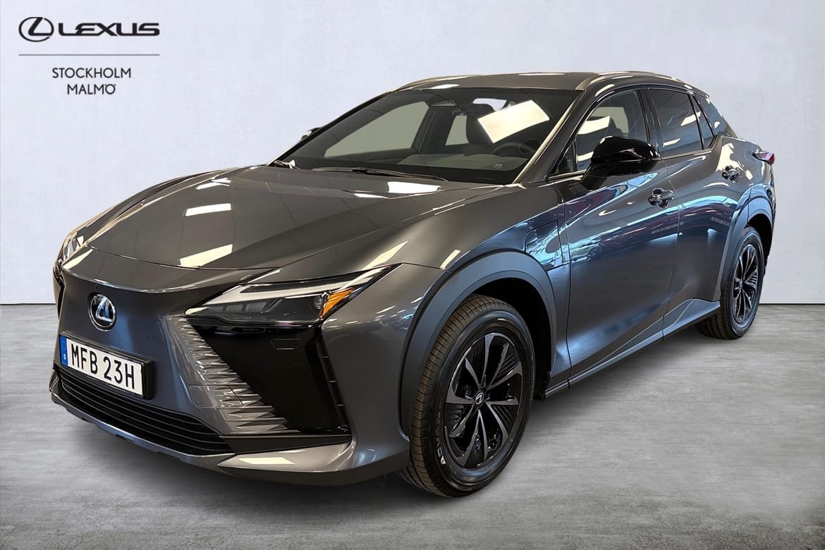 Lexus RZ
