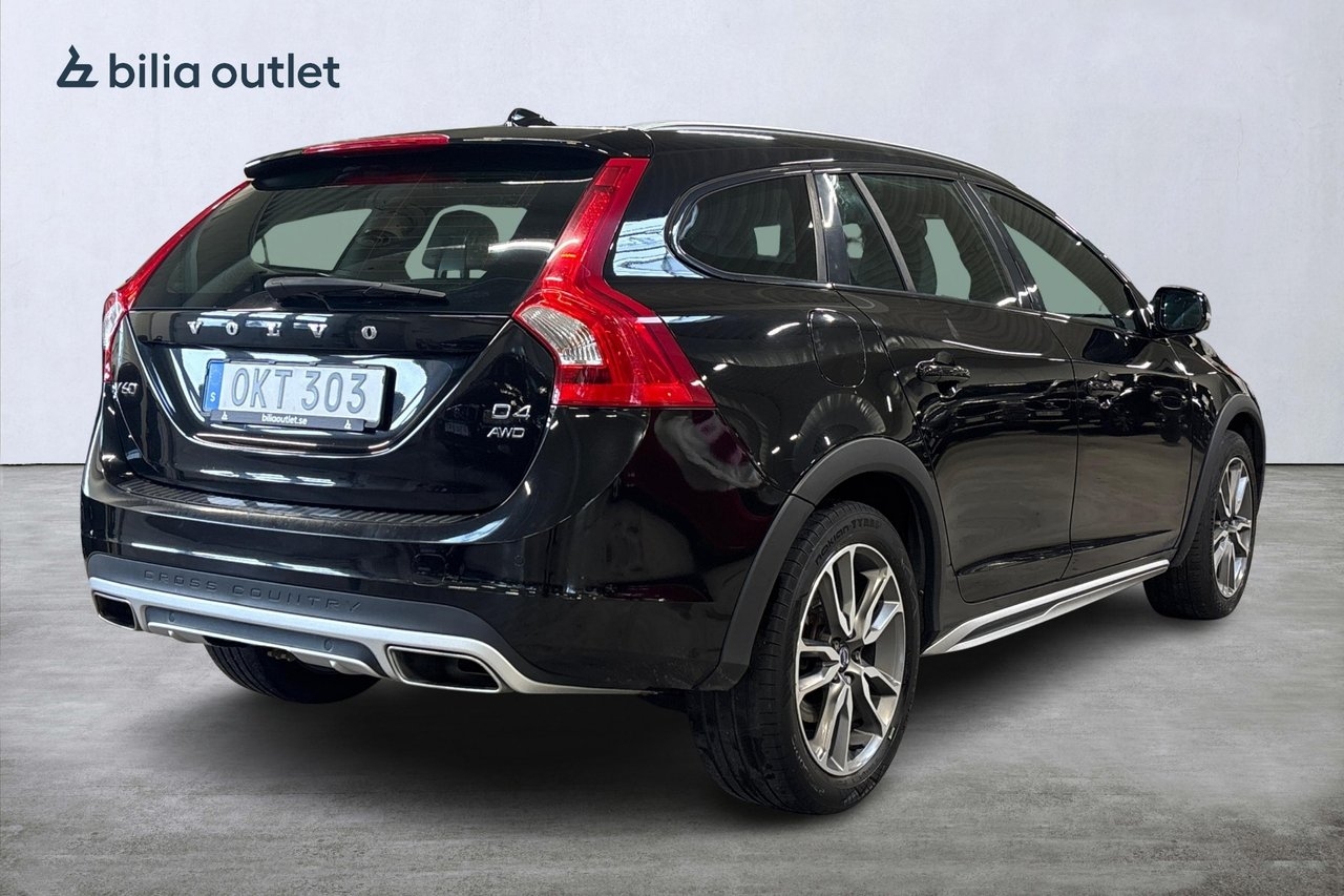 Volvo V60 Cross Country 2017, kuva 6/10