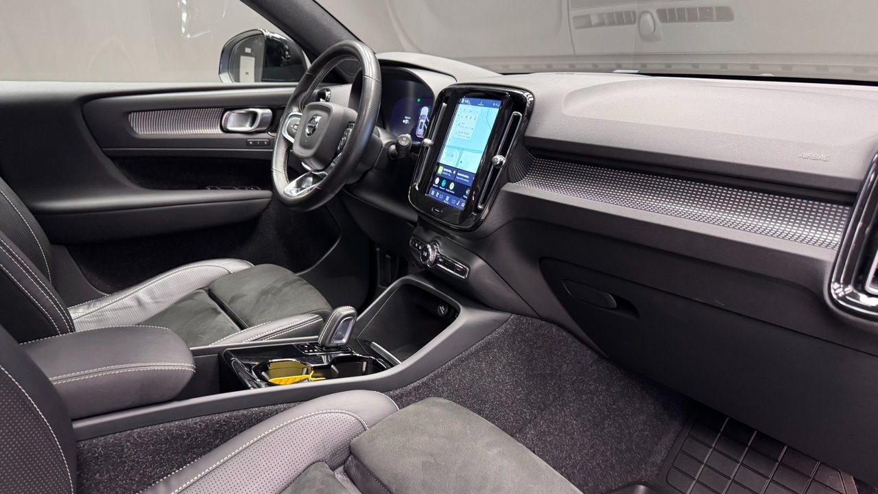 Volvo XC40 Recharge P8 AWD Core / Drag 2021, bild 7/10