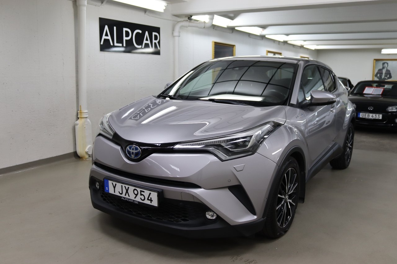 Toyota C-HR 2017, bild 2/10
