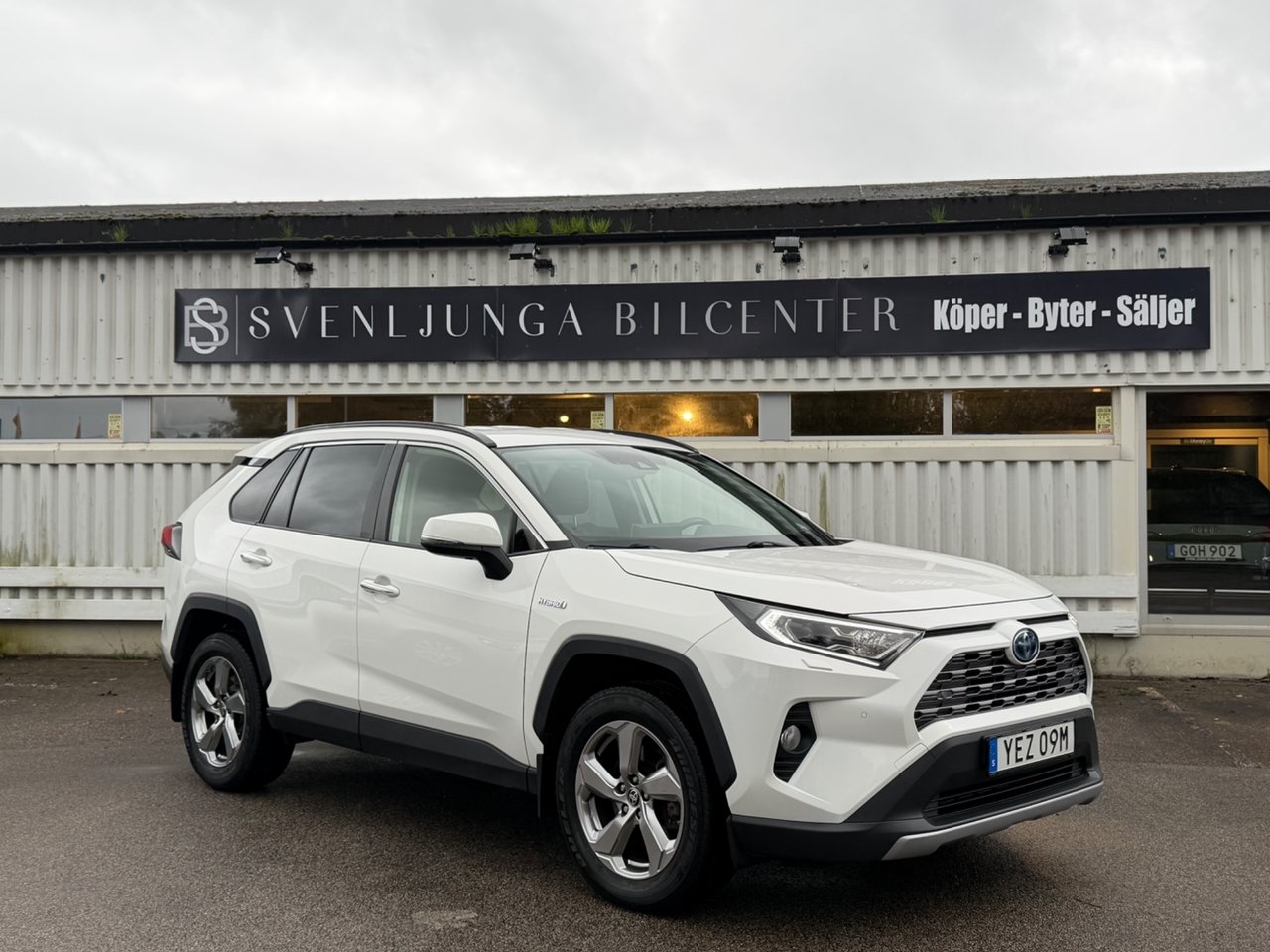 Toyota RAV4 2021, bild 2/10