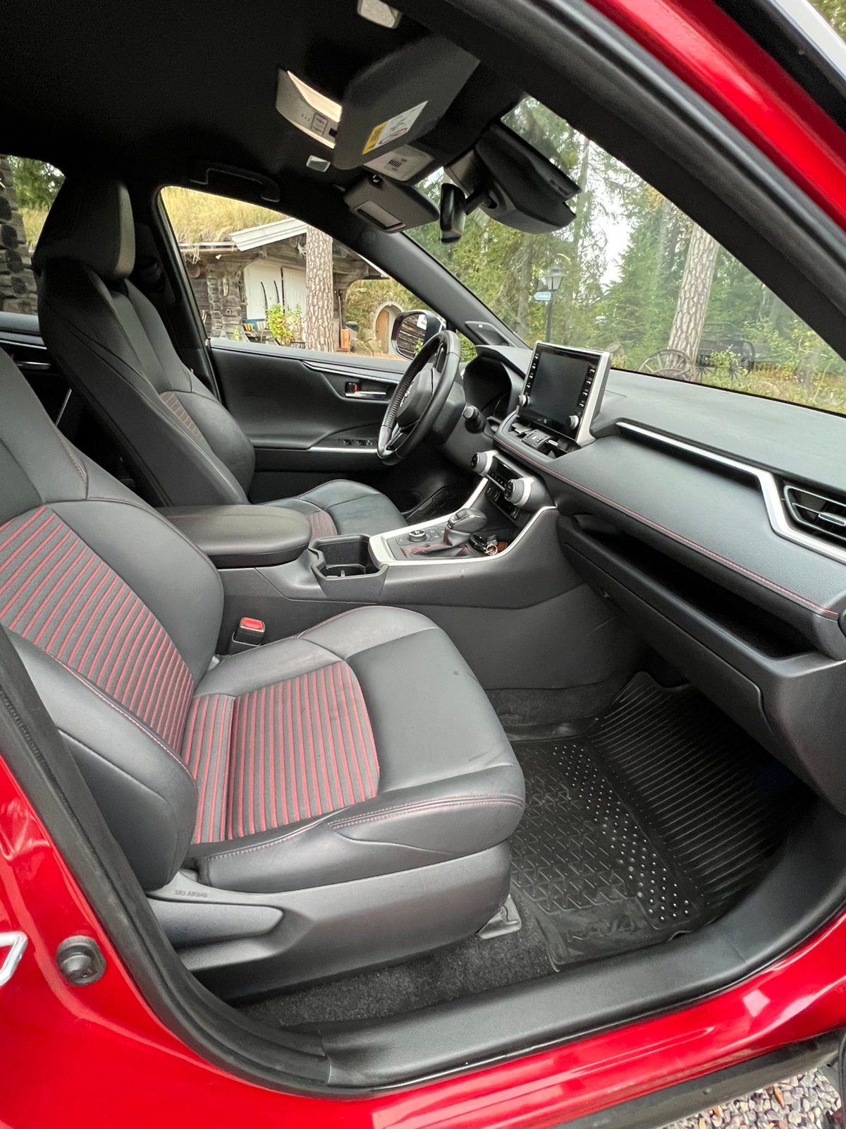 Toyota RAV4 Plug-in Hybrid E-CVT 2022, bild 4/8