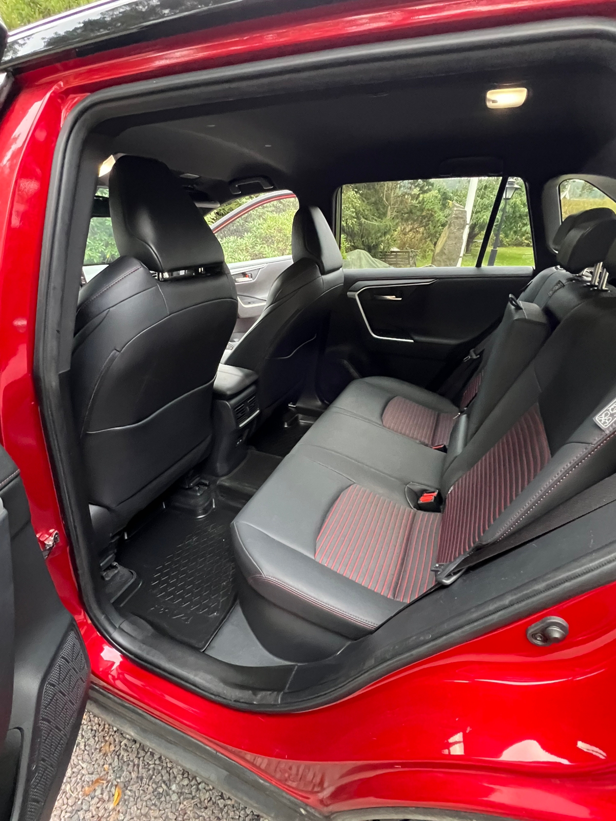 Toyota RAV4 Plug-in Hybrid E-CVT 2022, bild 5/8