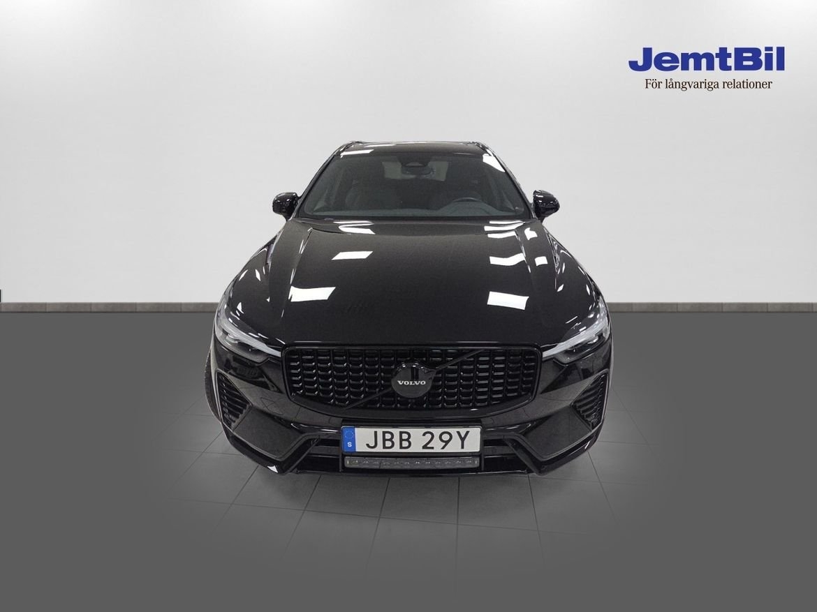 Volvo XC60 Plus Black edition, V-hjul 2025, bild 5/10